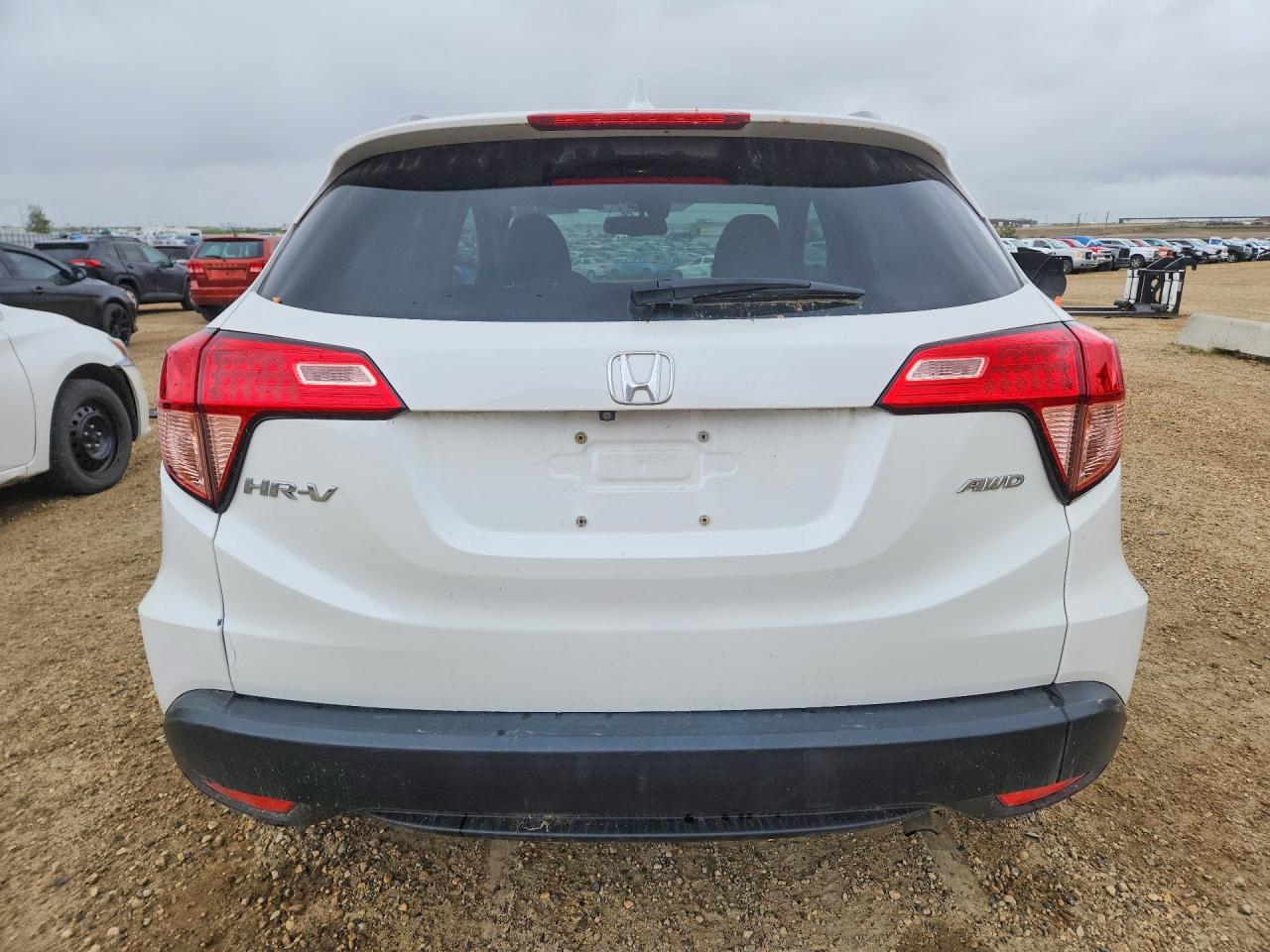 2018 Honda Hr-v Exl White vin: 3CZRU6H7XJM104410
