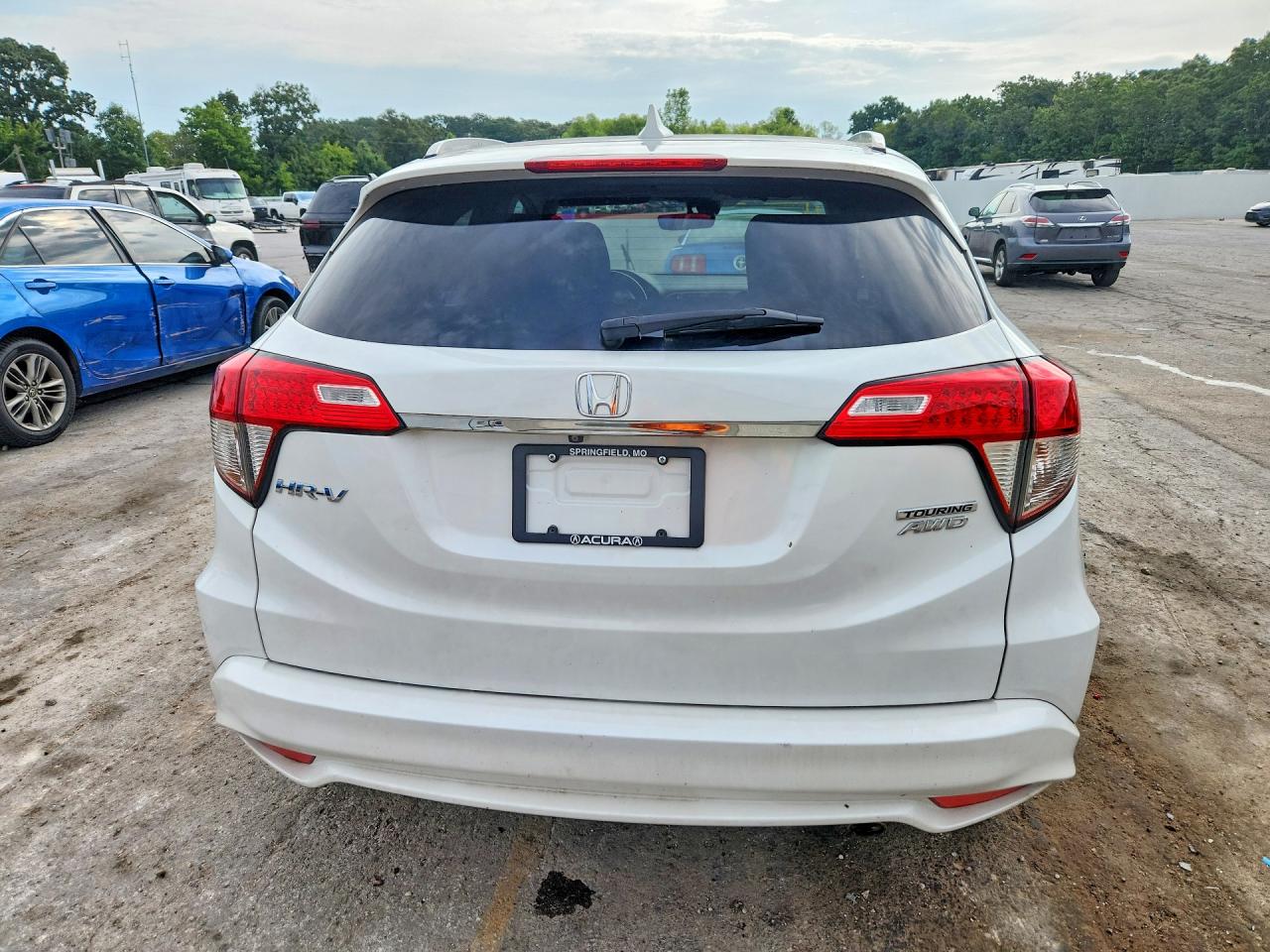 2019 Honda Hr-v Touring White vin: 3CZRU6H99KM712230
