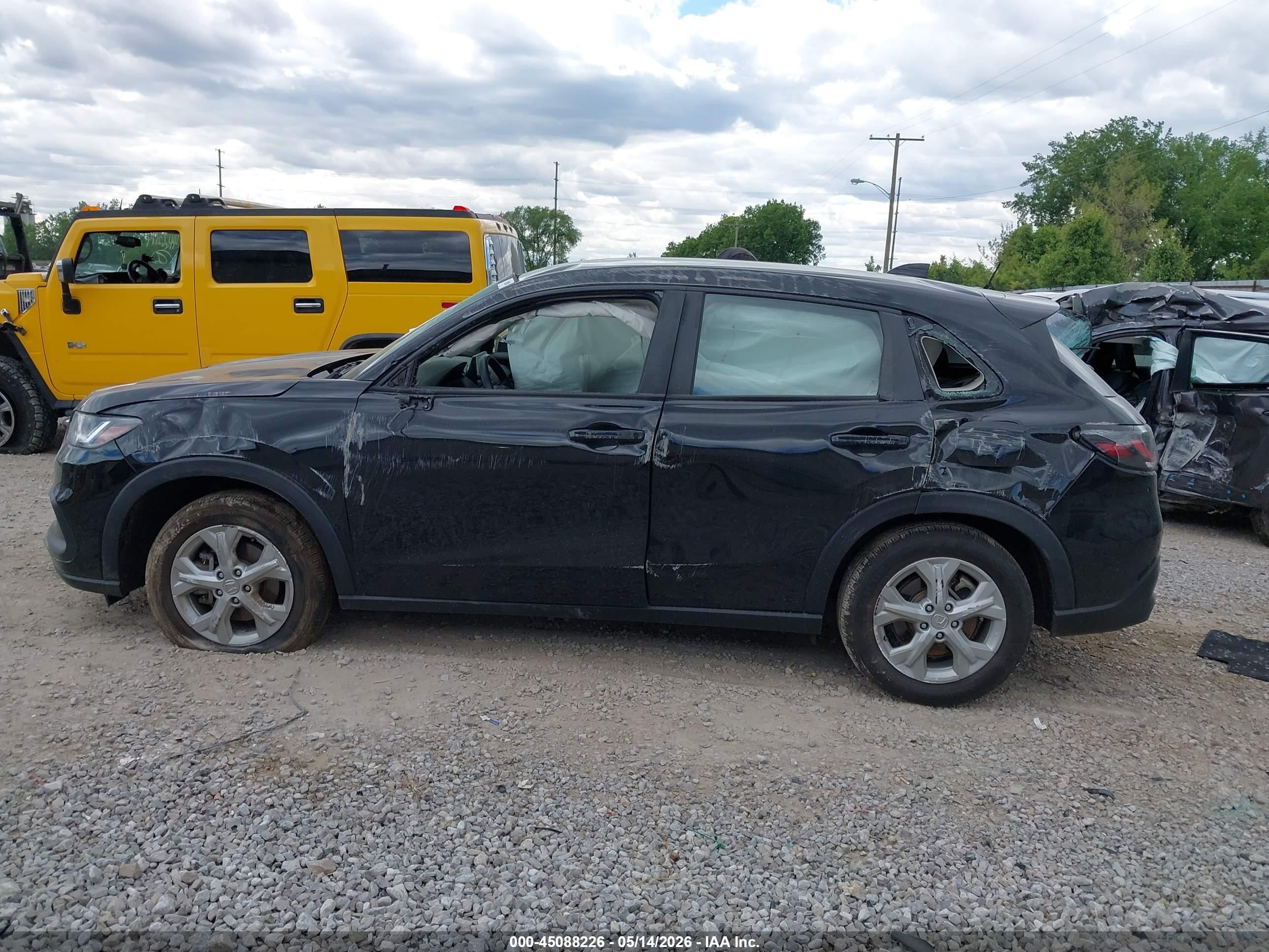 2023 Honda Hr-v 2wd Lx Black vin: 3CZRZ1H34PM723949