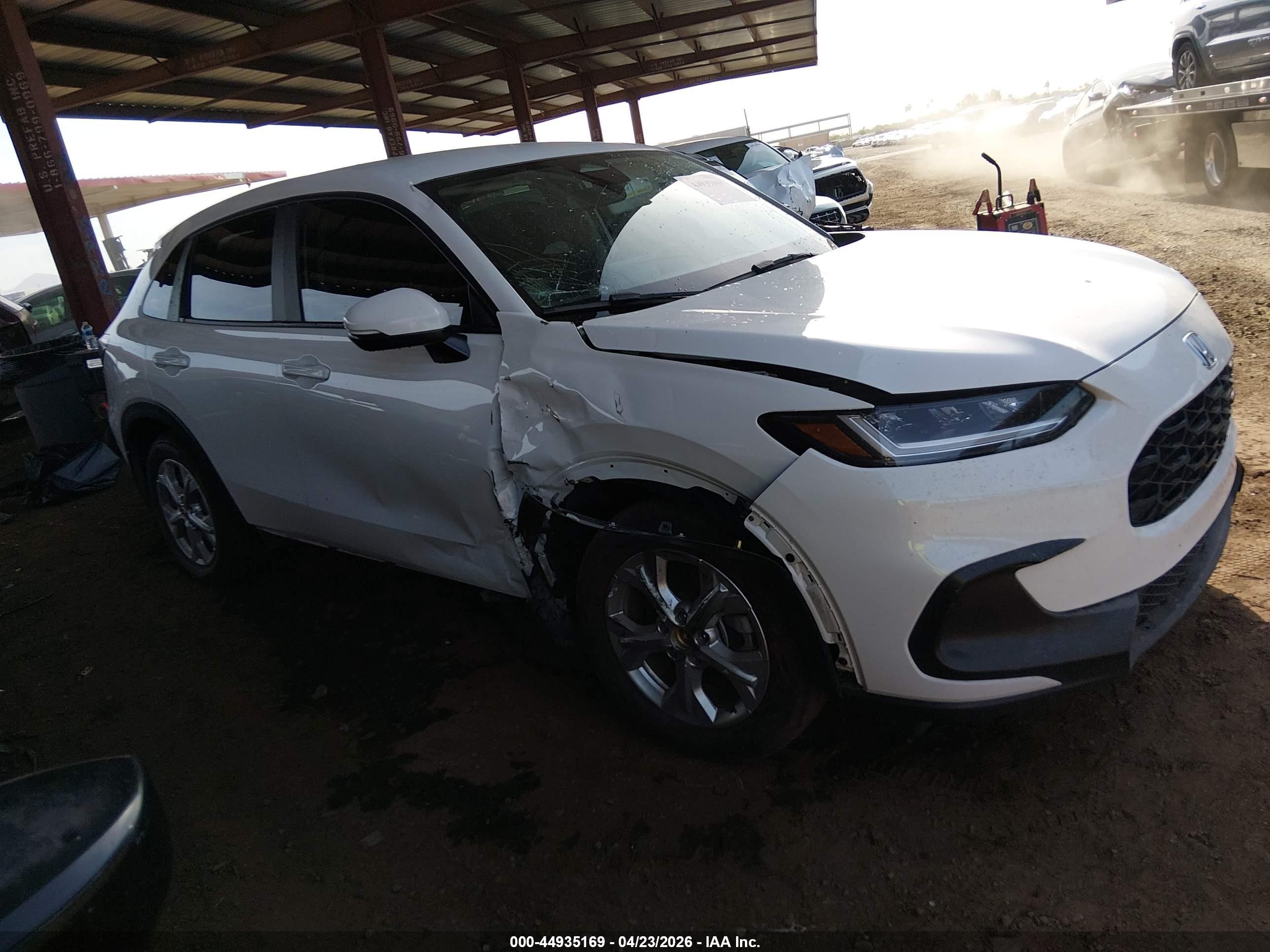 2023 Honda Hr-v 2wd Lx Белый vin: 3CZRZ1H36PM743703
