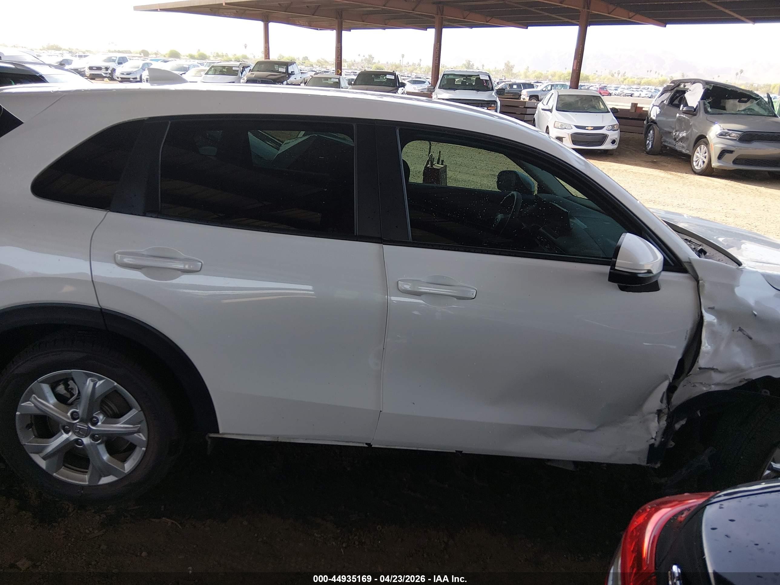 2023 Honda Hr-v 2wd Lx Белый vin: 3CZRZ1H36PM743703