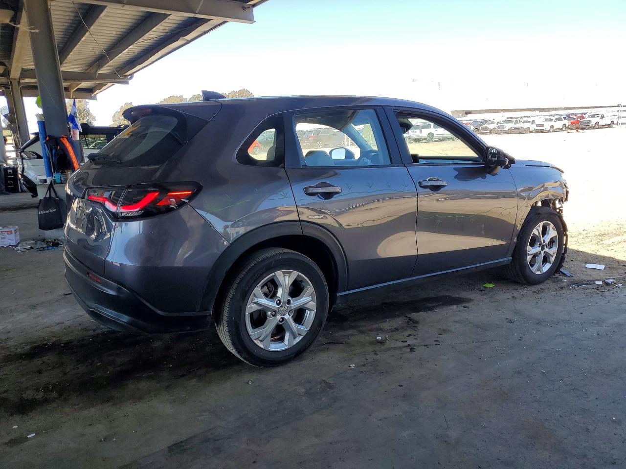 2023 Honda Hr-v Lx Gray vin: 3CZRZ1H39PM733716