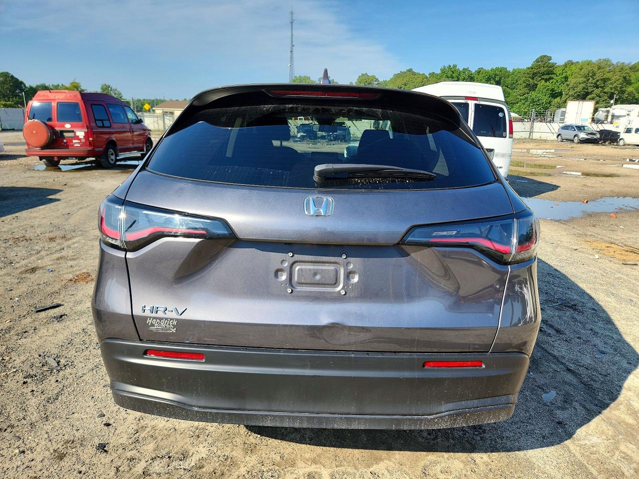 2026 Honda Hr-v Lx Gray vin: 3CZRZ1H3XTM716076