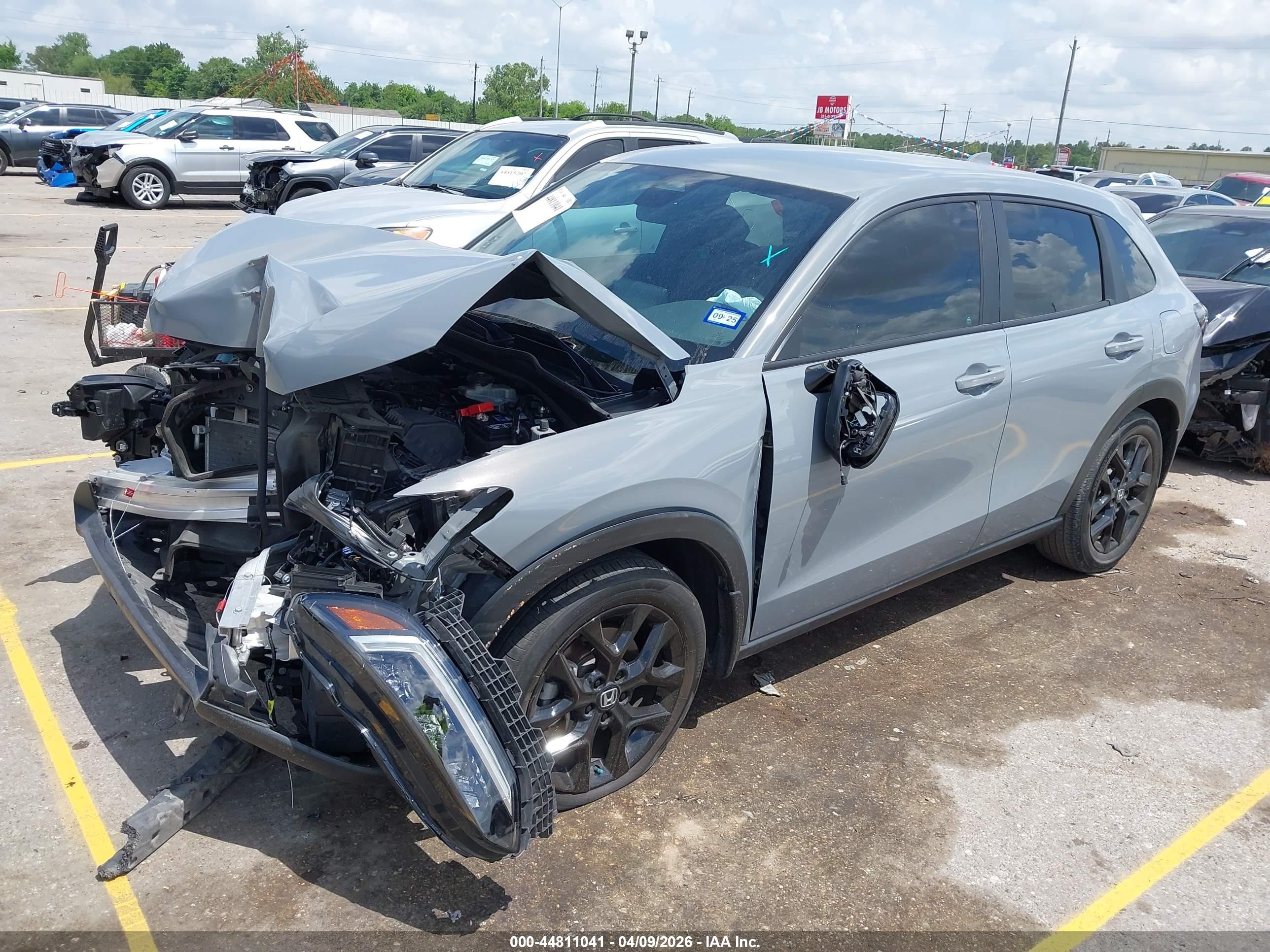 2024 Honda Hr-v 2wd Sport/2wd Sport W/o Bsi Gray vin: 3CZRZ1H56RM708955
