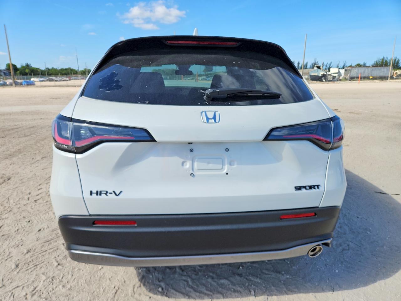2026 Honda Hr-v Sport White vin: 3CZRZ1H57TM716456