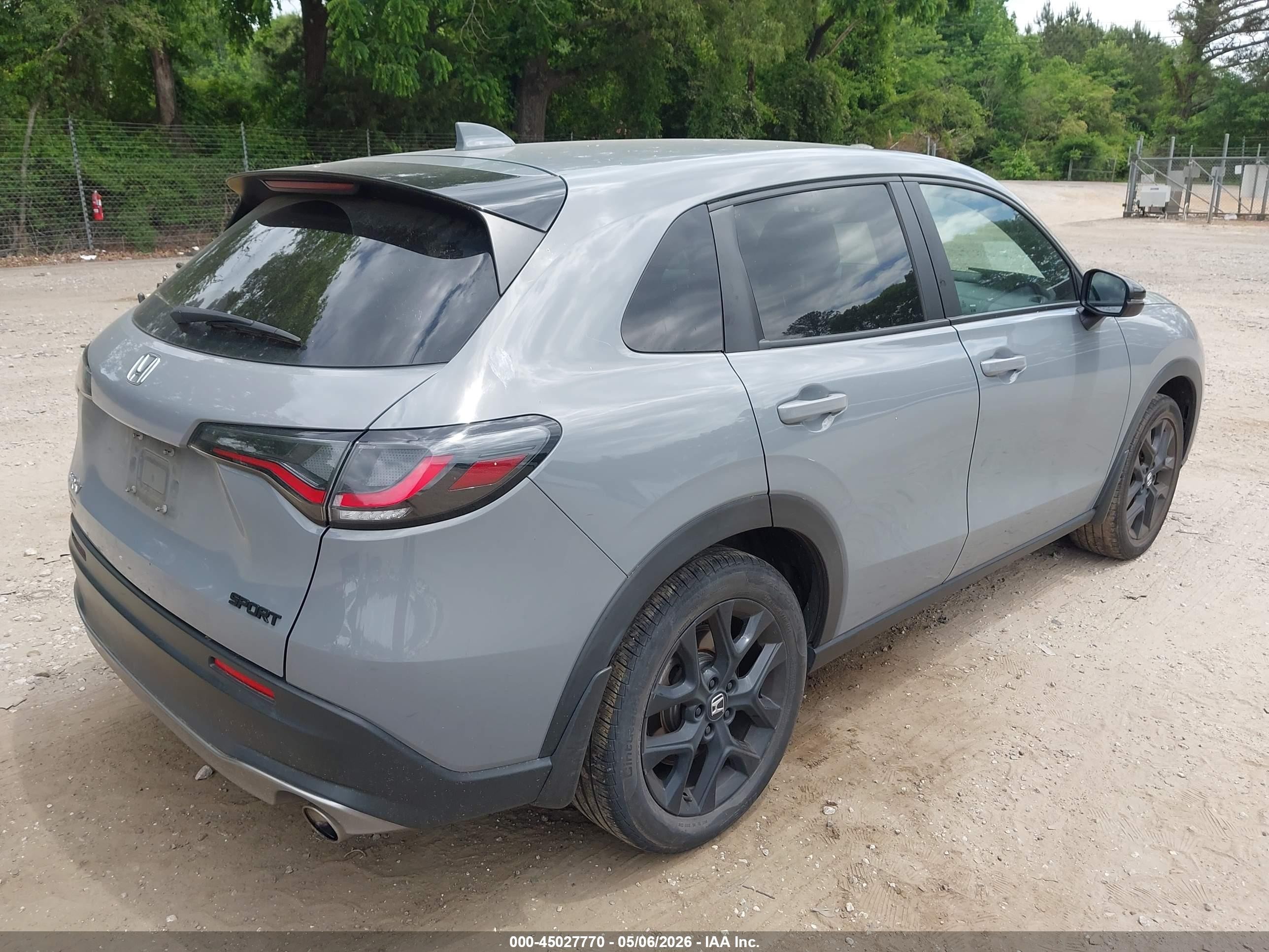 2024 Honda Hr-v 2wd Sport/2wd Sport W/o Bsi Серый vin: 3CZRZ1H58RM700436