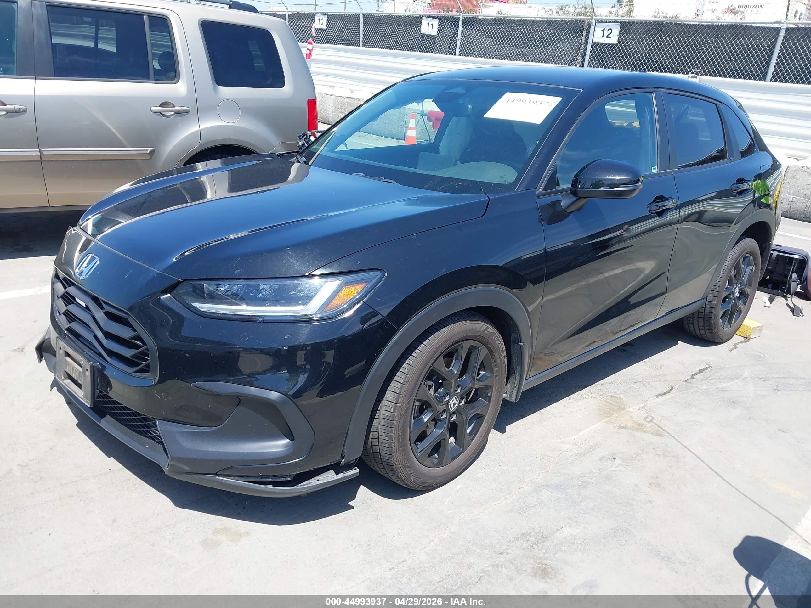 2024 Honda Hr-v 2wd Sport/2wd Sport W/o Bsi Black vin: 3CZRZ1H58RM747157