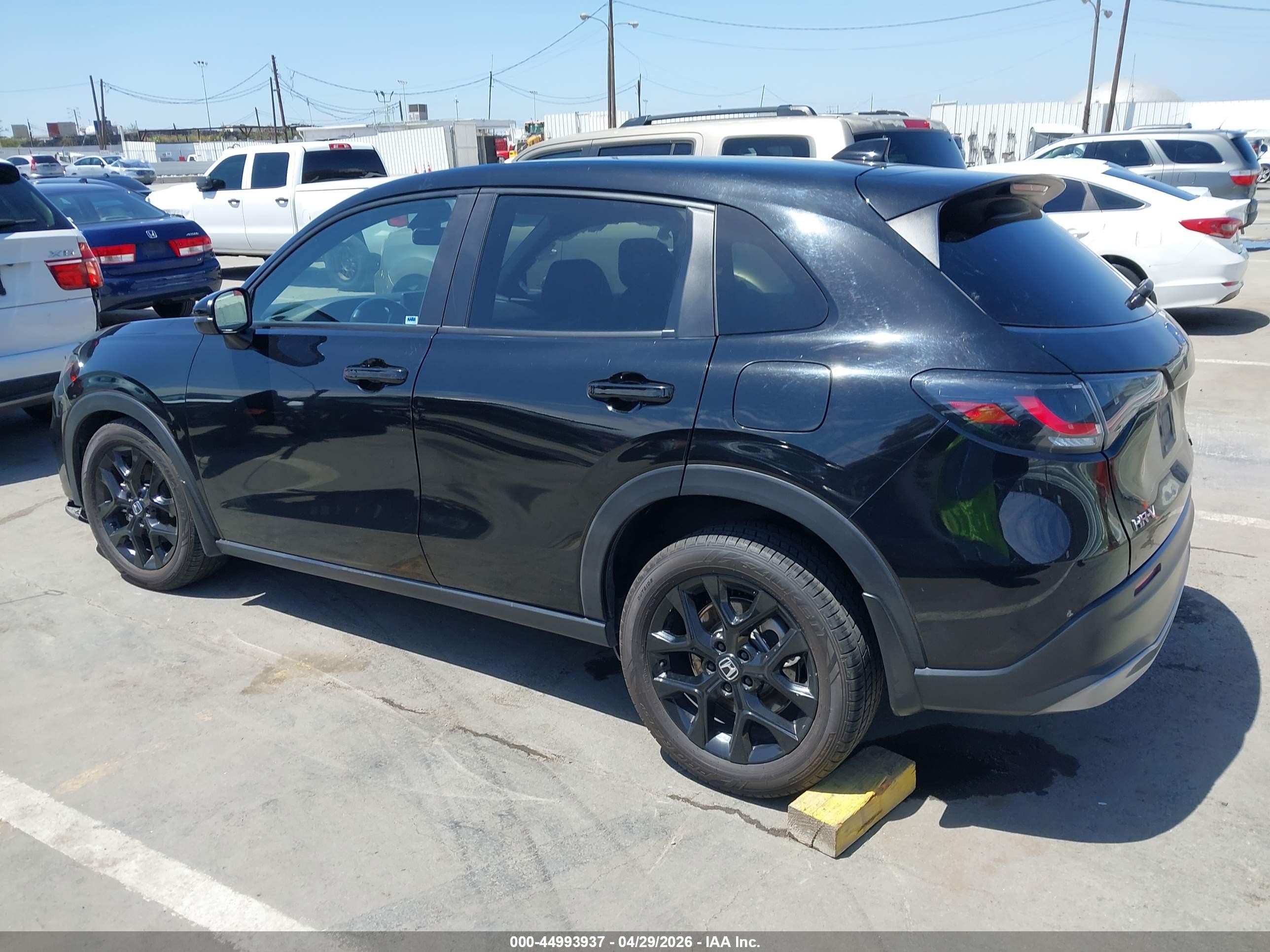 2024 Honda Hr-v 2wd Sport/2wd Sport W/o Bsi Black vin: 3CZRZ1H58RM747157