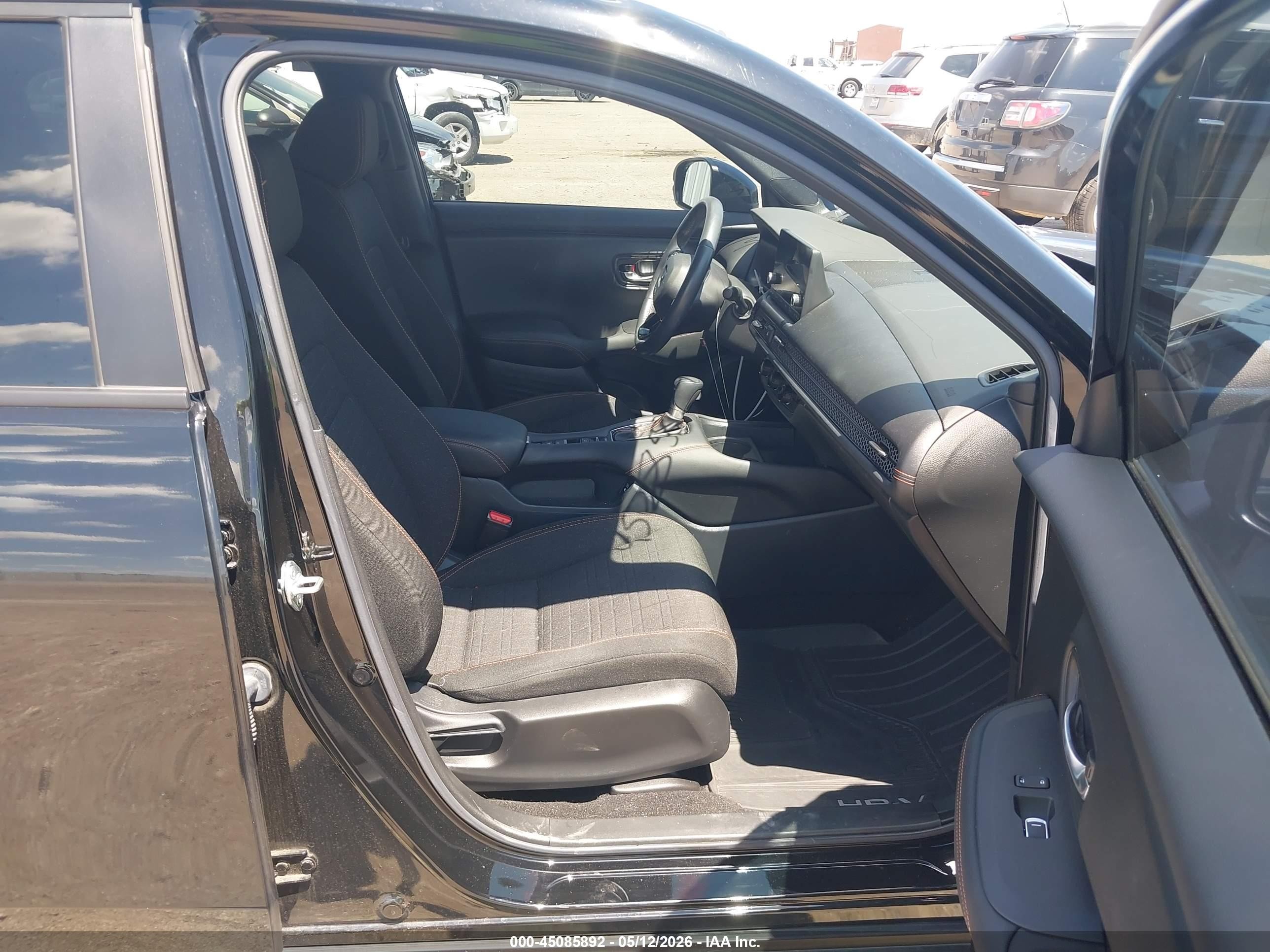 2024 Honda Hr-v 2wd Sport/2wd Sport W/o Bsi Black vin: 3CZRZ1H5XRM702138