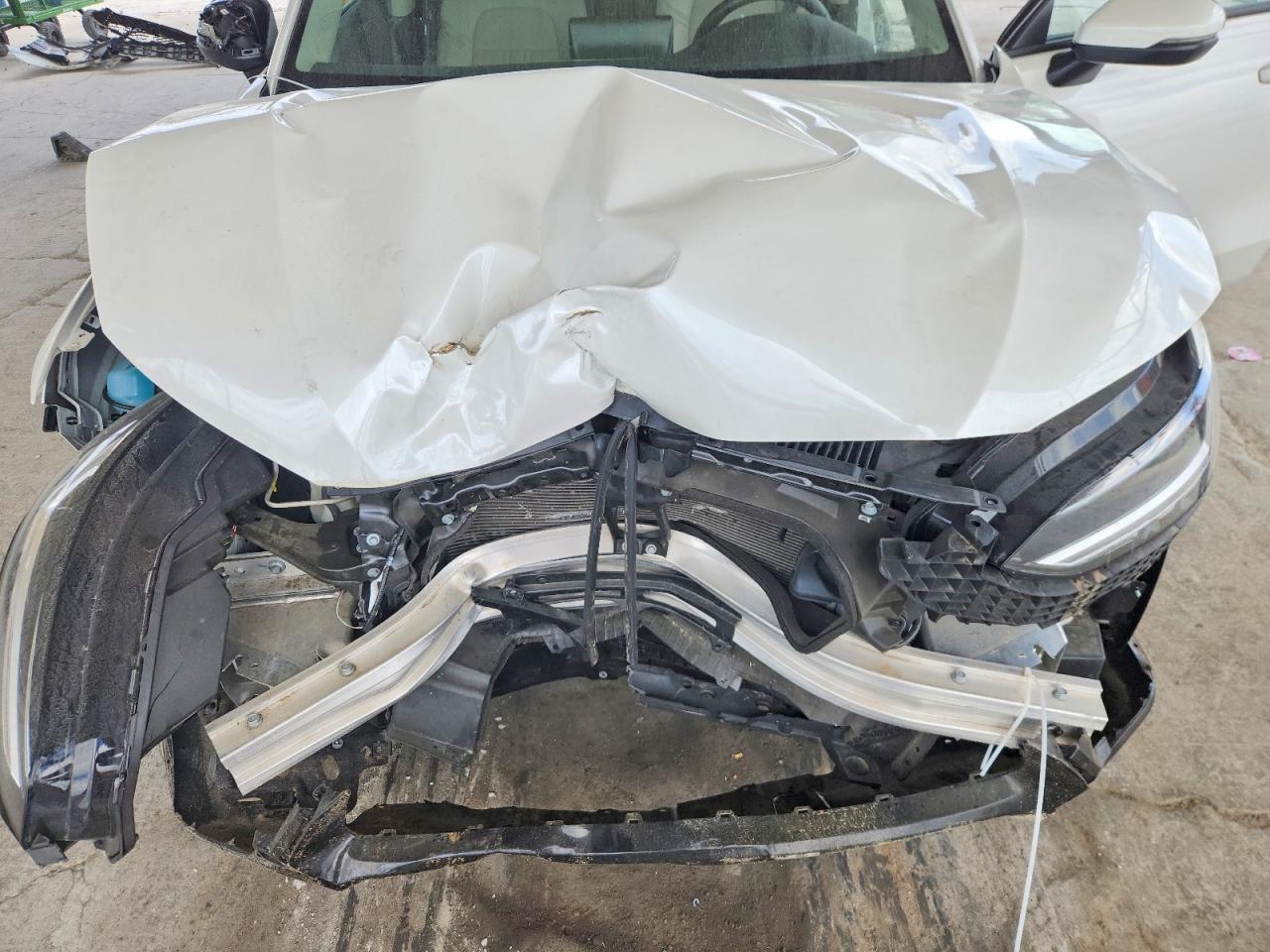 2023 Honda Hr-v Exl White vin: 3CZRZ1H70PM727645