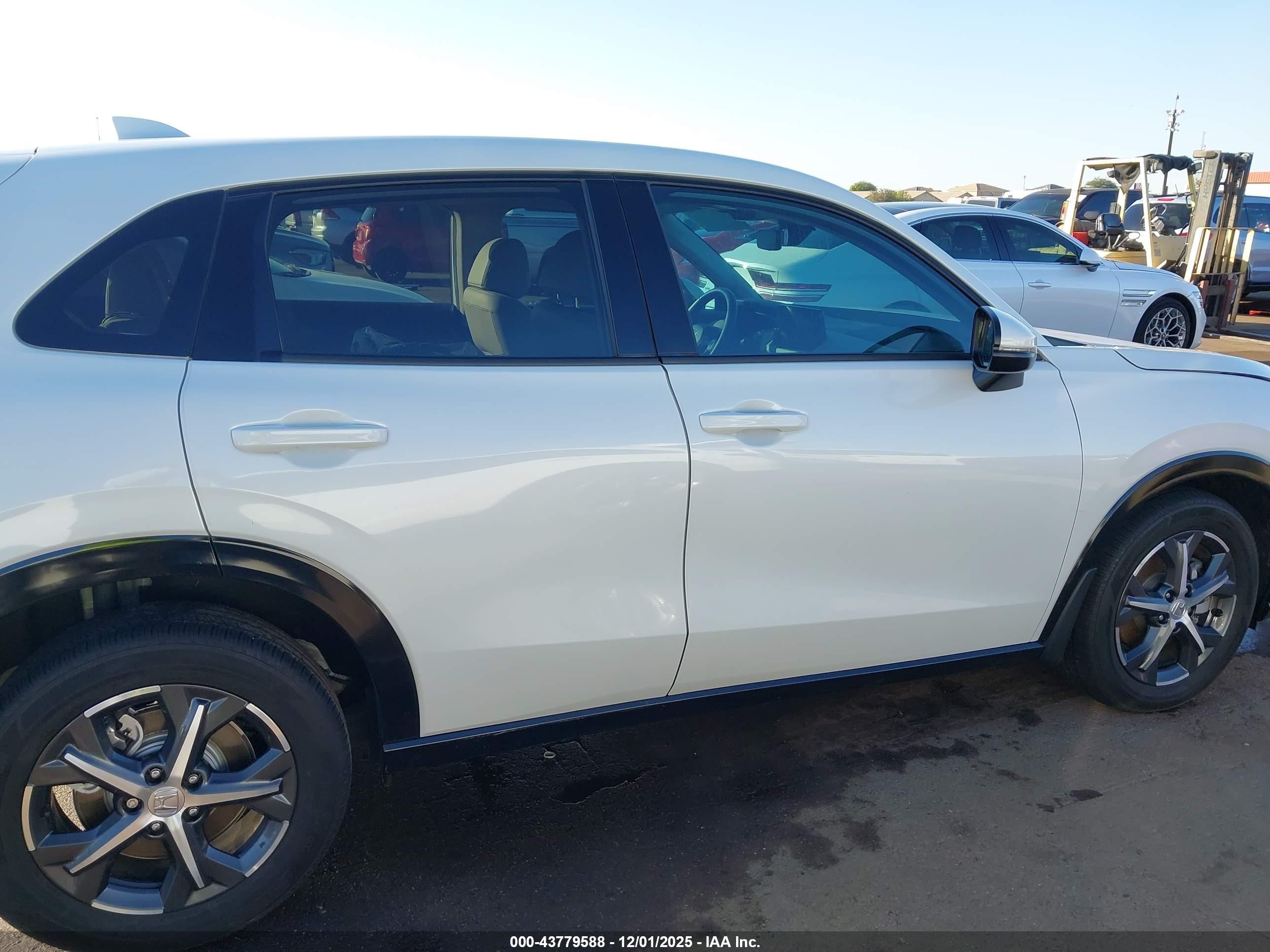 Price & History 2023 Honda Hr-v 2wd Ex-l 2.0l I-4 Di, Dohc, Vvt
