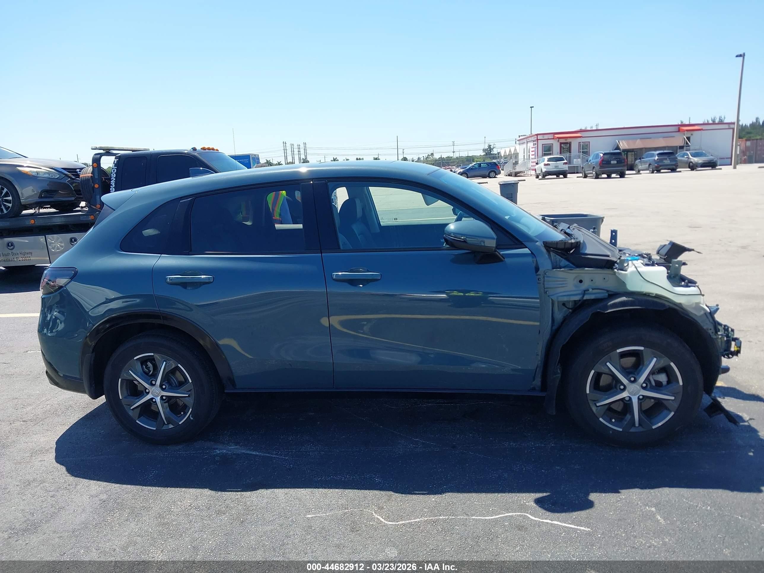2025 Honda Hr-v 2wd Ex-l Green vin: 3CZRZ1H73SM743315