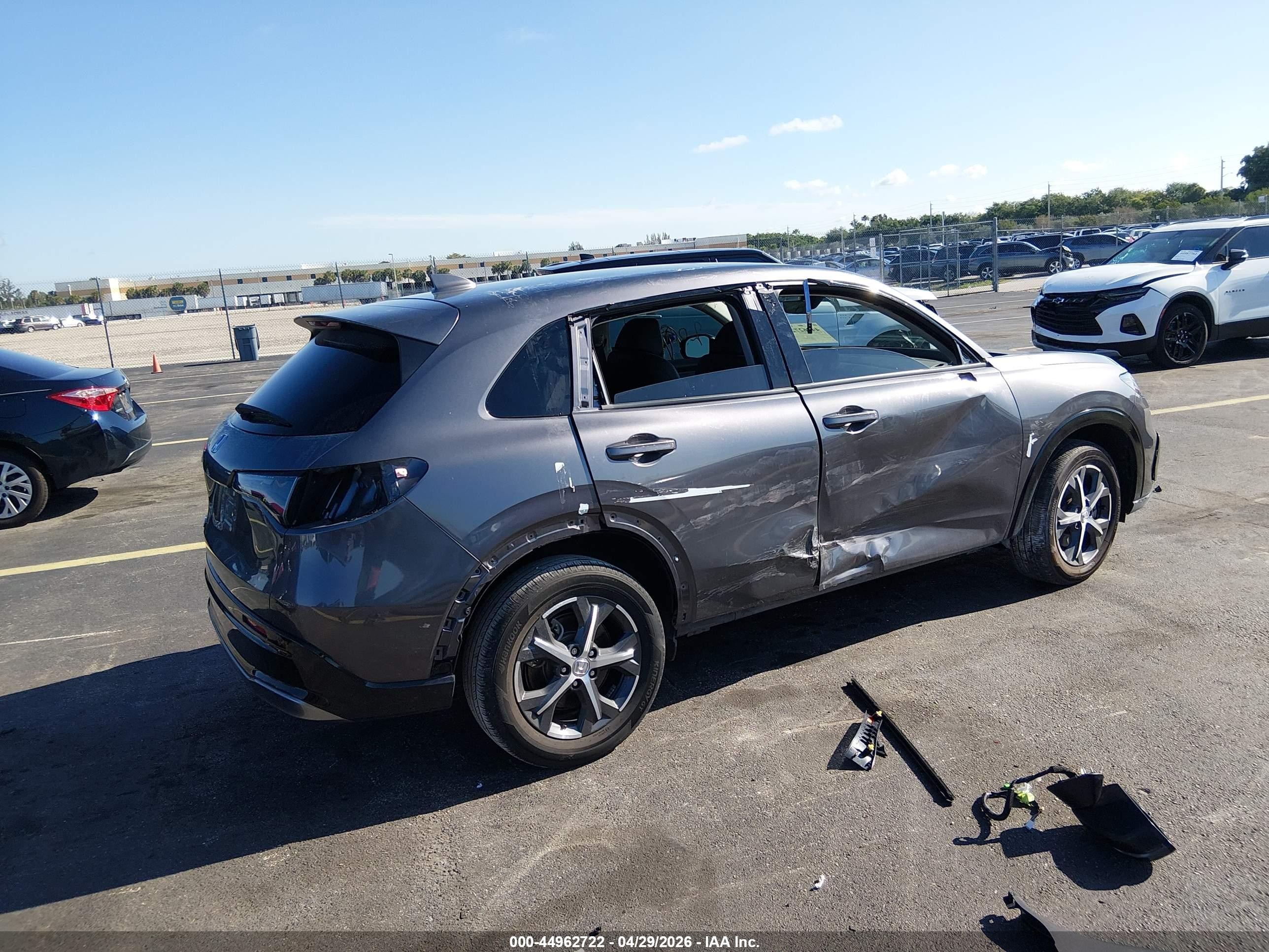 2023 Honda Hr-v 2wd Ex-l Серый vin: 3CZRZ1H76PM715922