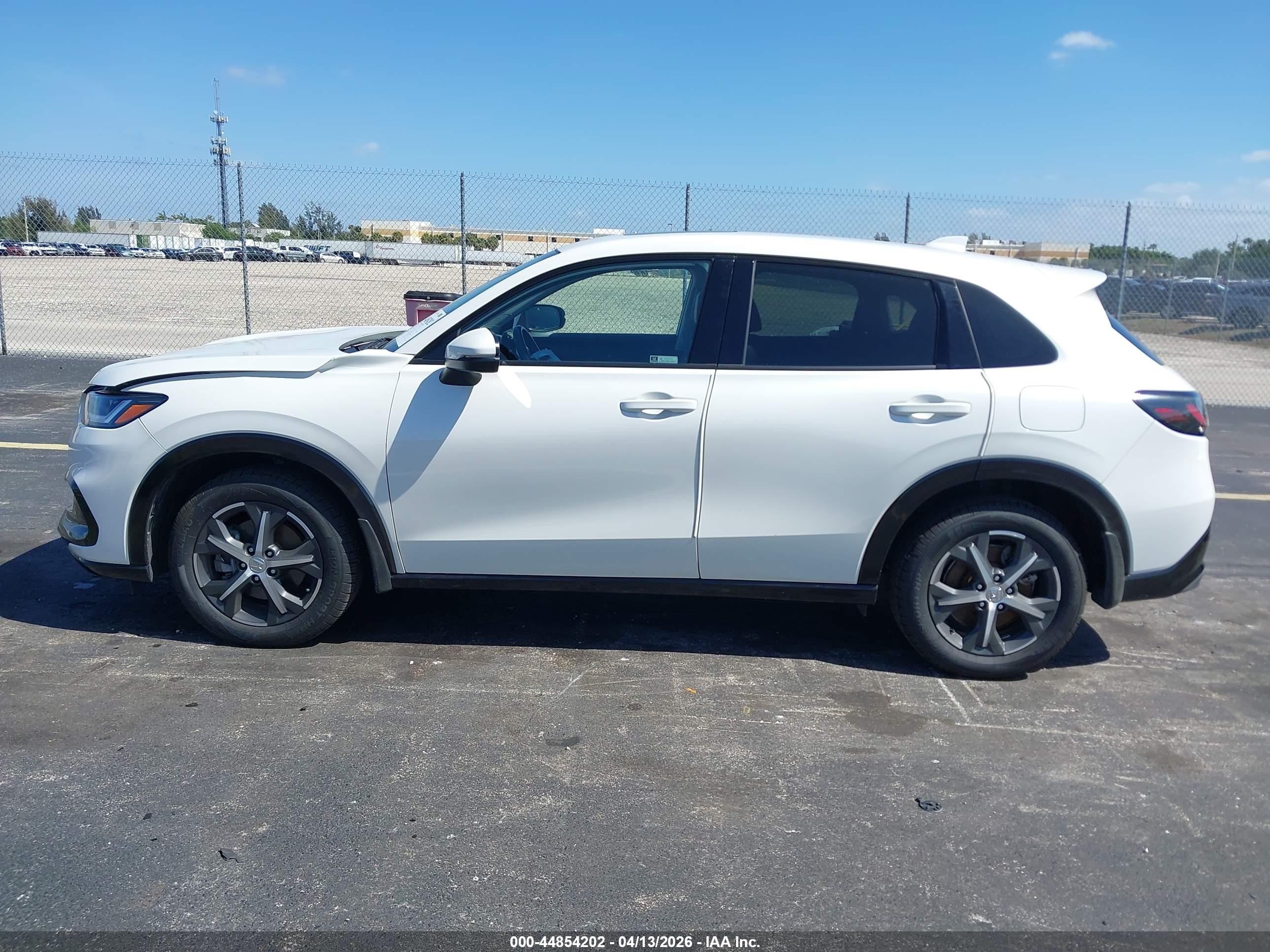 2023 Honda Hr-v 2wd Ex-l White vin: 3CZRZ1H79PM709449