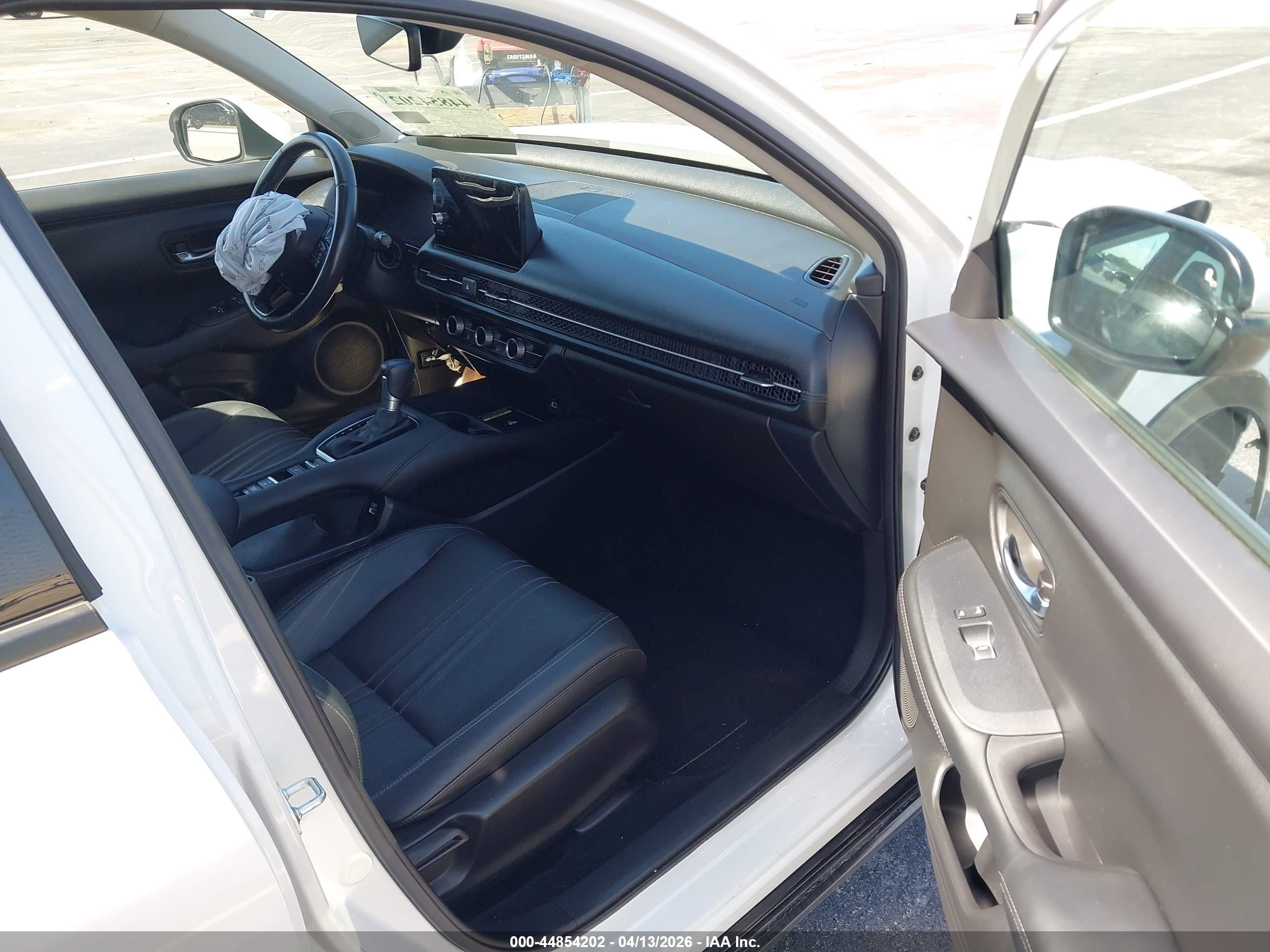 2023 Honda Hr-v 2wd Ex-l White vin: 3CZRZ1H79PM709449