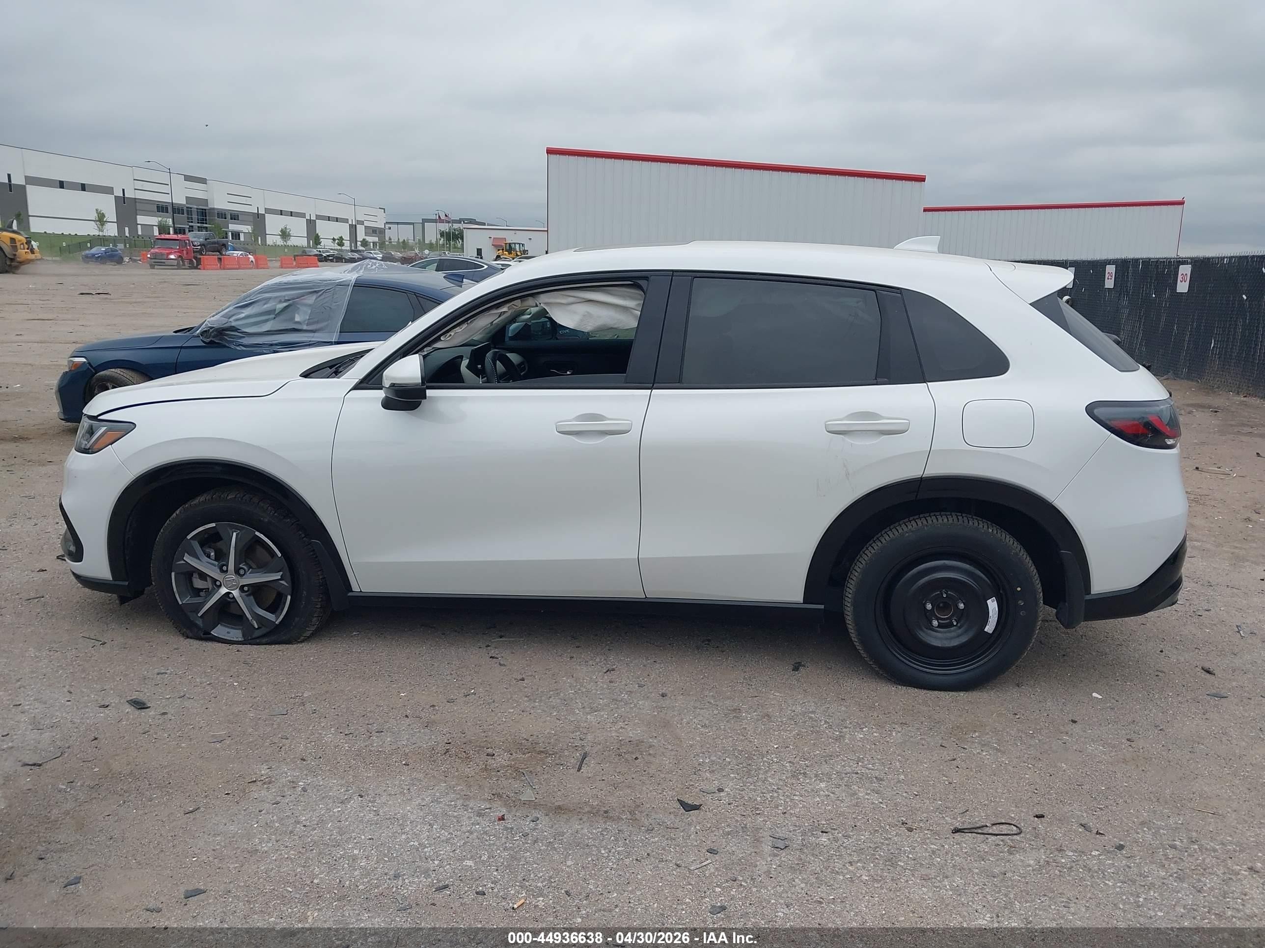 2023 Honda Hr-v 2wd Ex-l White vin: 3CZRZ1H7XPM727331