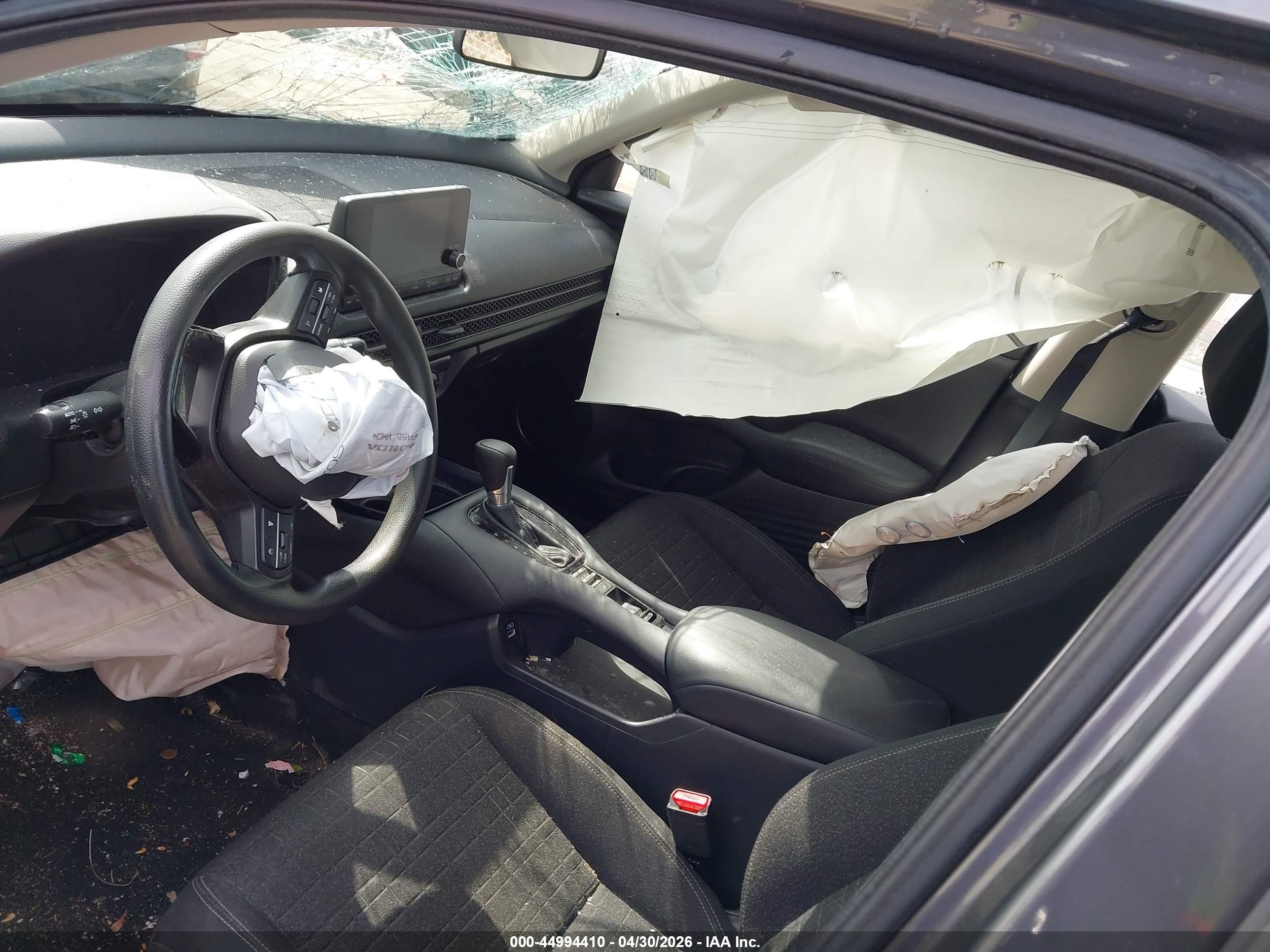 2023 Honda Hr-v Awd Lx Silver vin: 3CZRZ2H32PM744627