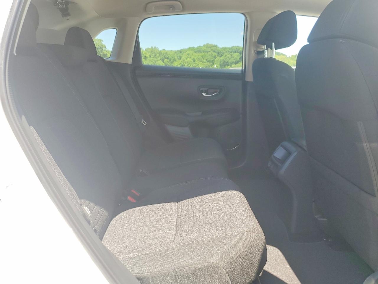 2026 Honda Hr-v Lx White vin: 3CZRZ2H36TM725217