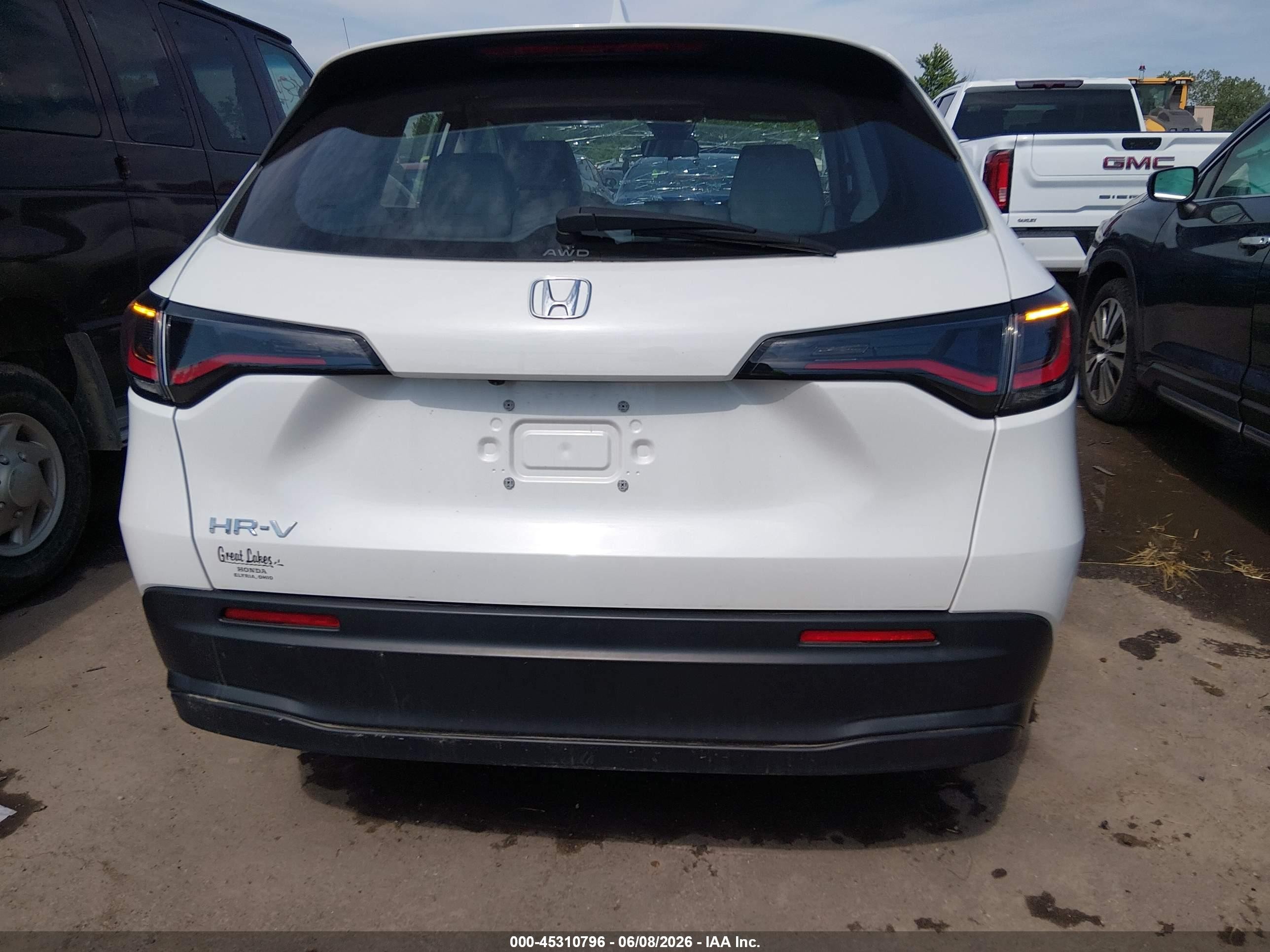 2023 Honda Hr-v Awd Lx White vin: 3CZRZ2H3XPM717451