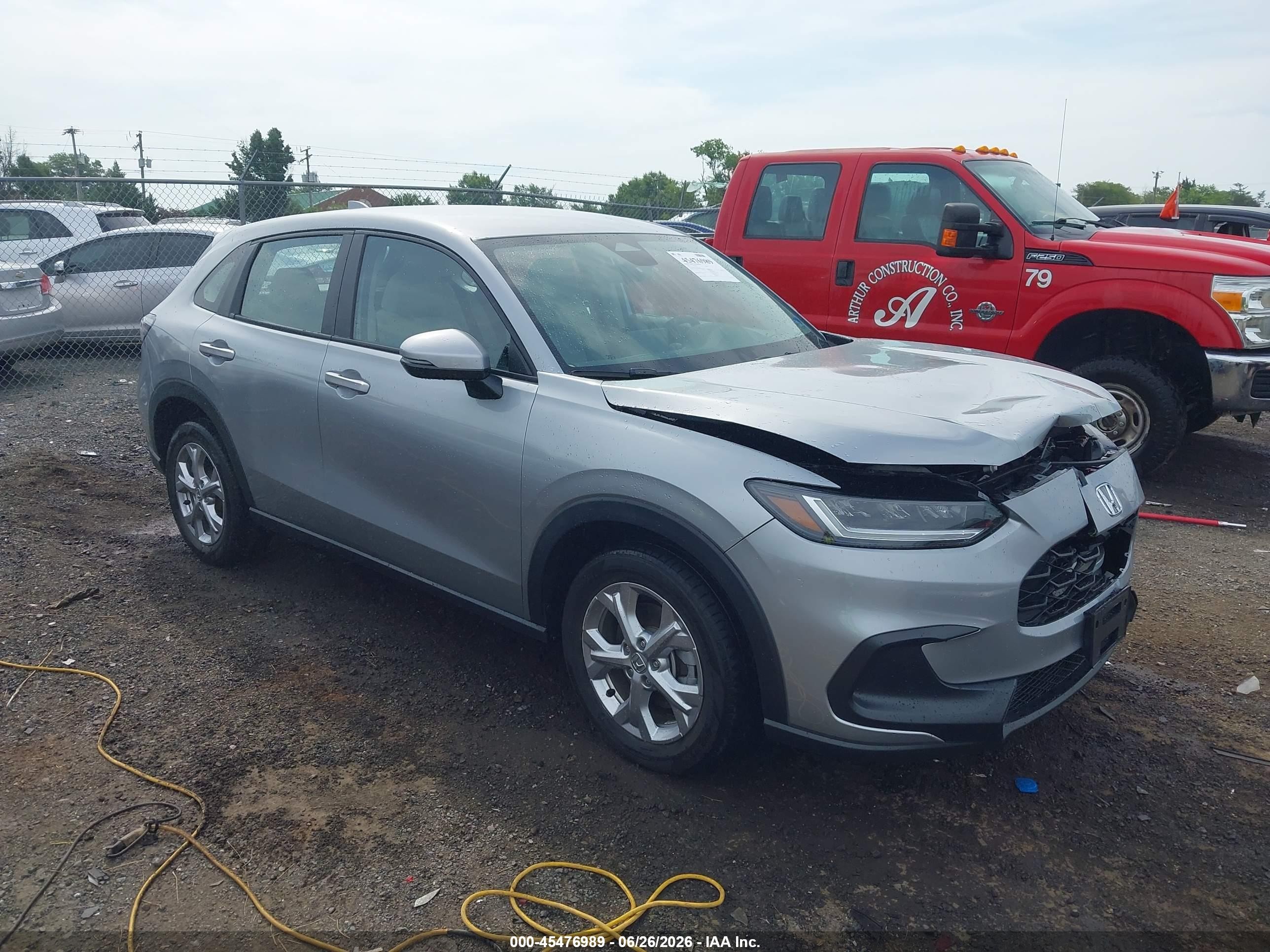 2024 Honda Hr-v Awd Lx Silver vin: 3CZRZ2H3XRM736780