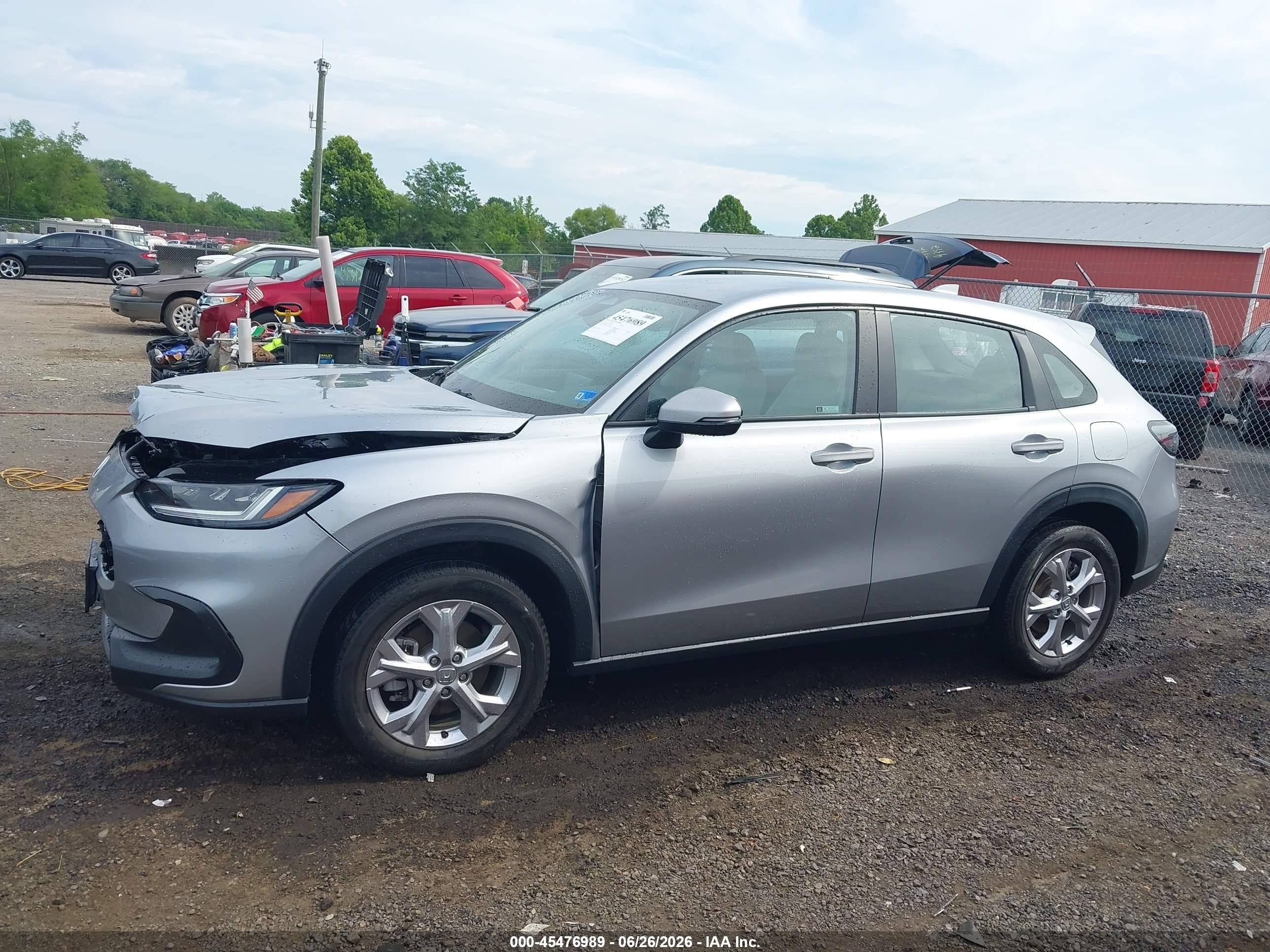 2024 Honda Hr-v Awd Lx Silver vin: 3CZRZ2H3XRM736780