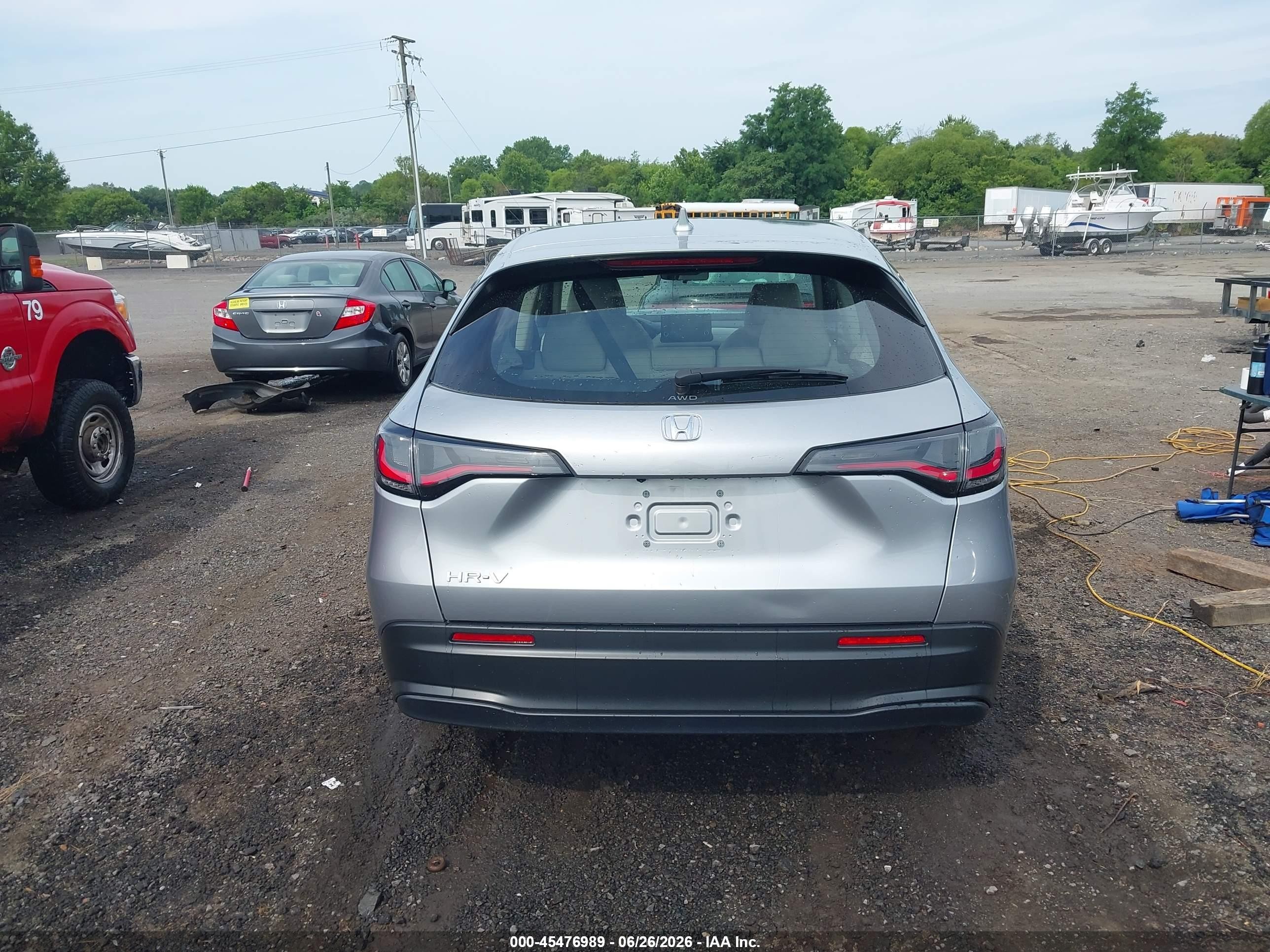 2024 Honda Hr-v Awd Lx Silver vin: 3CZRZ2H3XRM736780