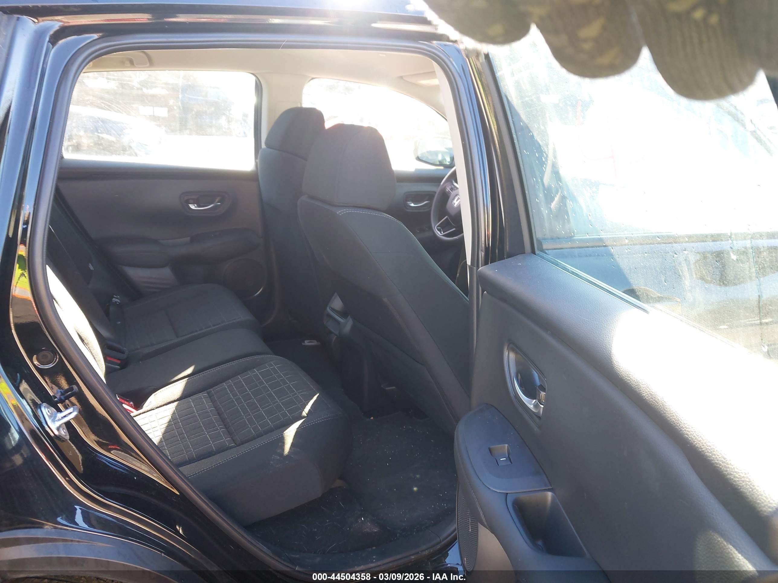 2025 Honda Hr-v Awd Lx Black vin: 3CZRZ2H3XSM784320
