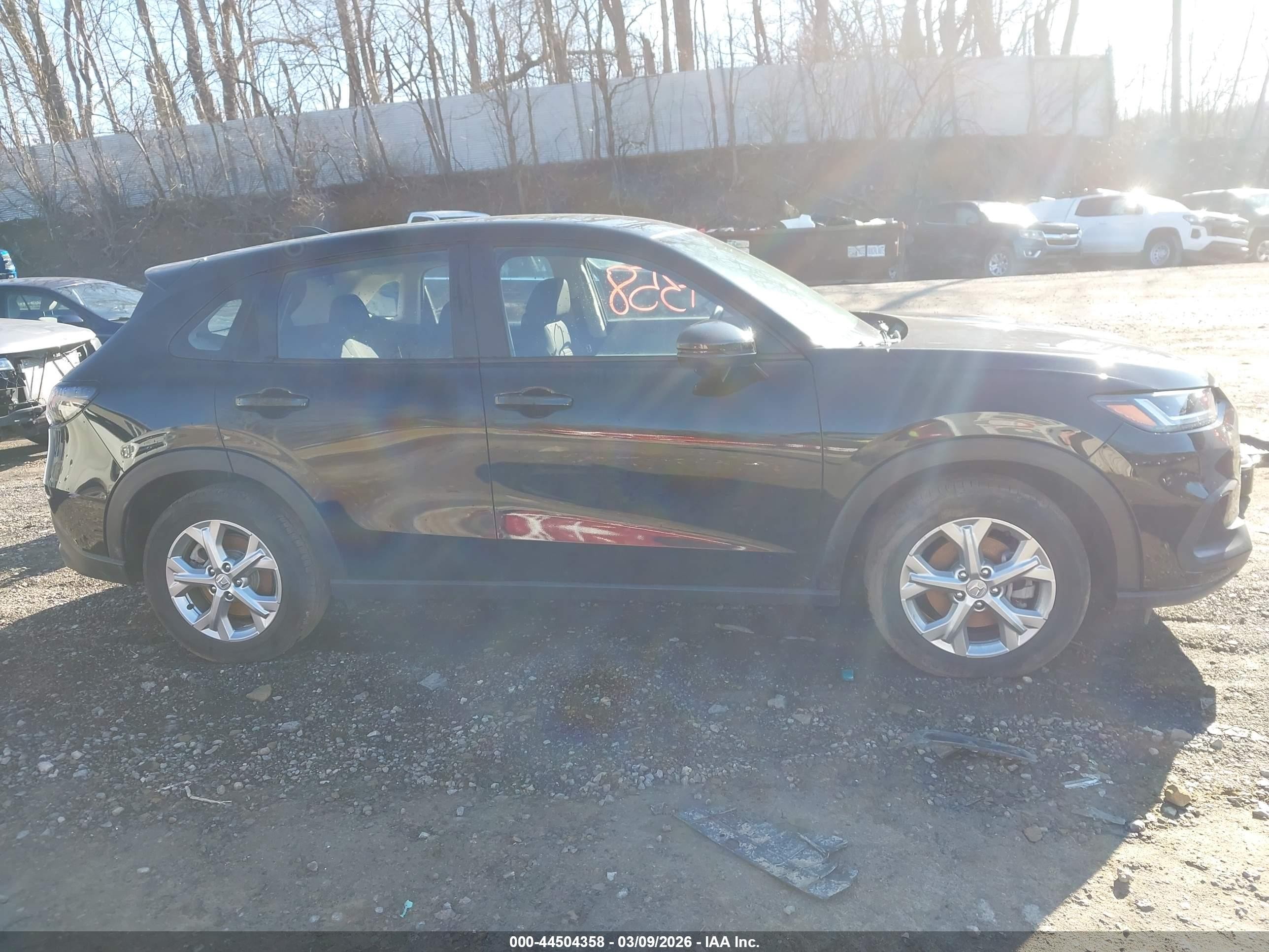 2025 Honda Hr-v Awd Lx Black vin: 3CZRZ2H3XSM784320