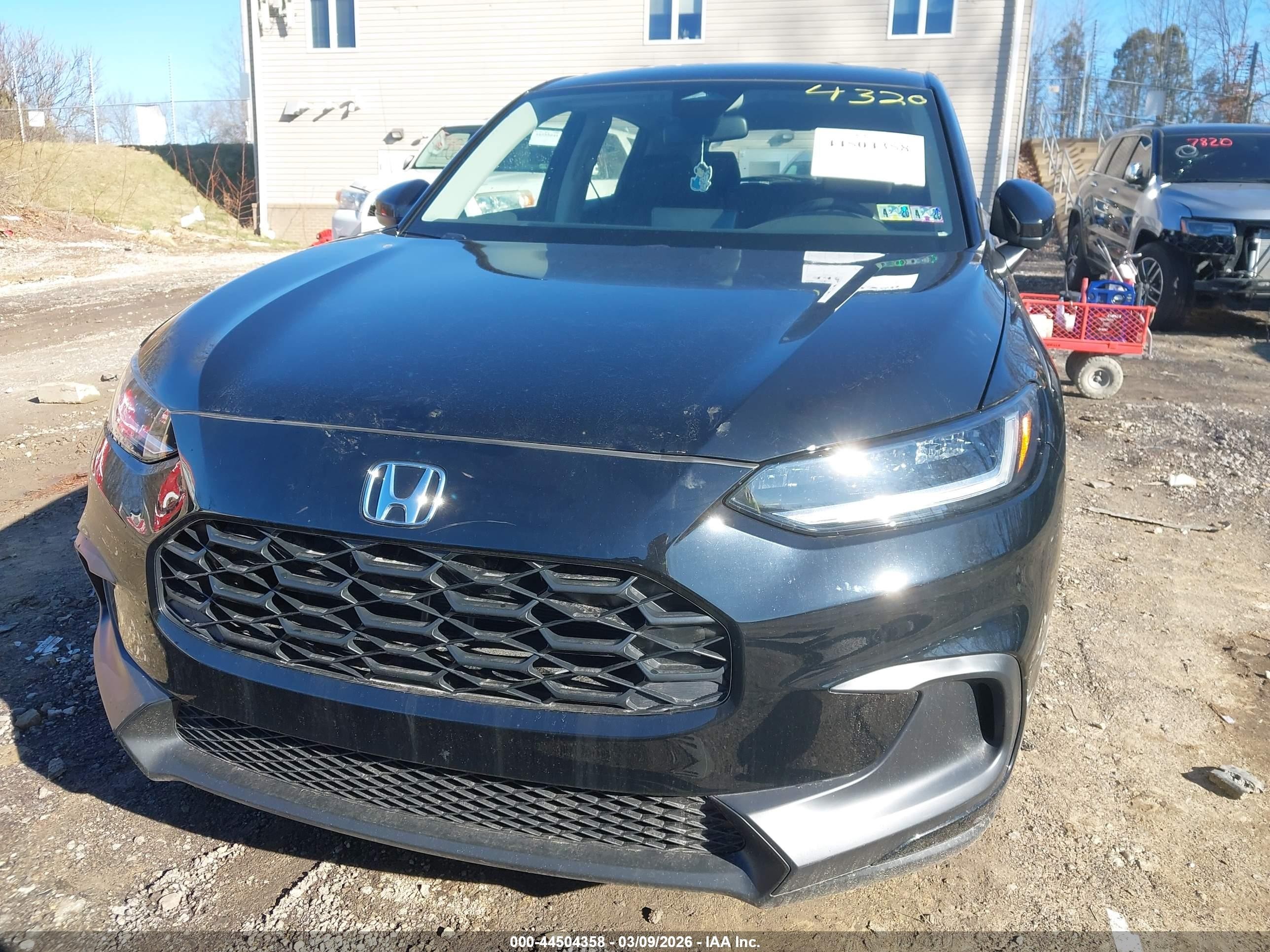 2025 Honda Hr-v Awd Lx Black vin: 3CZRZ2H3XSM784320
