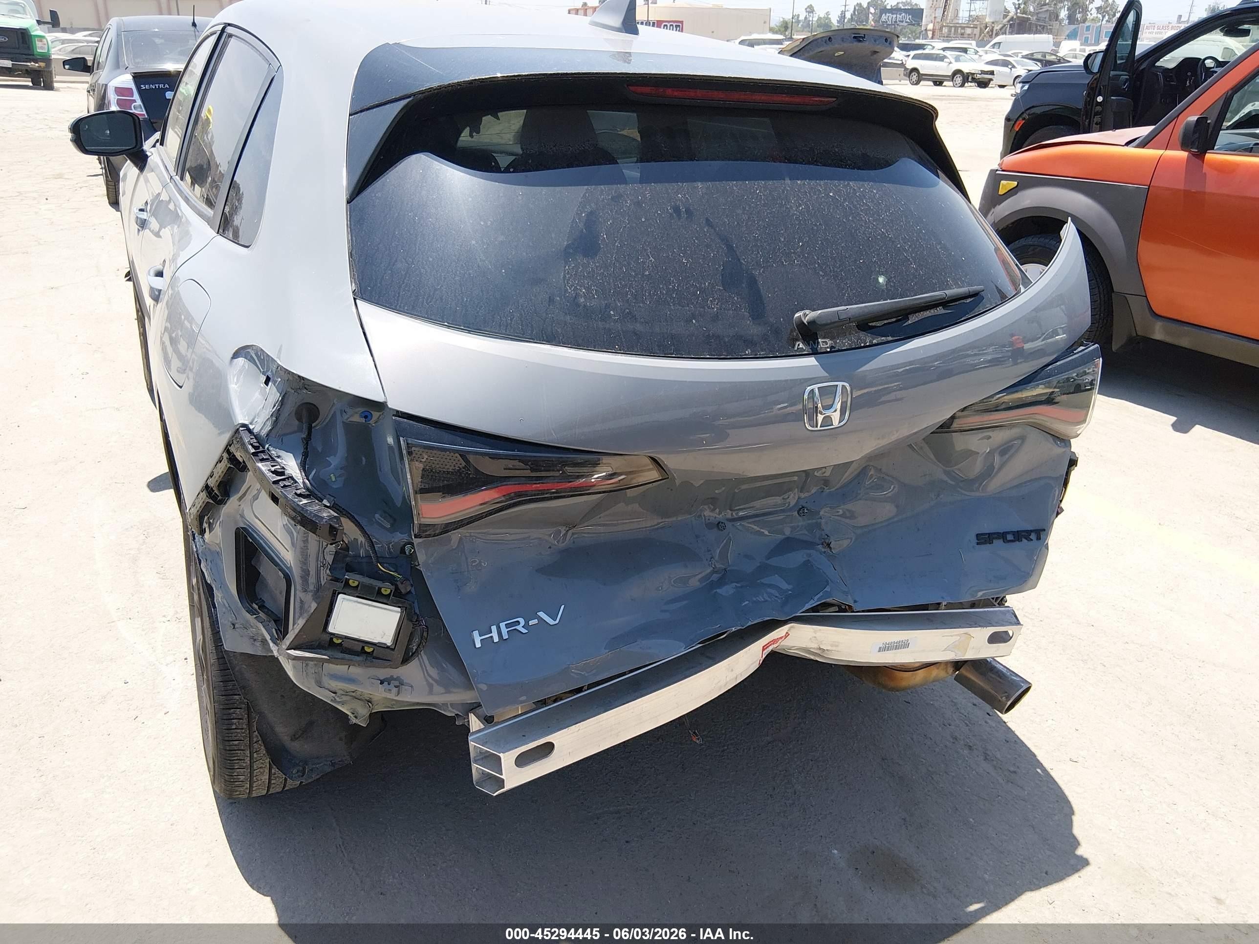 2024 Honda Hr-v Awd Sport/awd Sport W/o Bsi Gray vin: 3CZRZ2H50RM729466