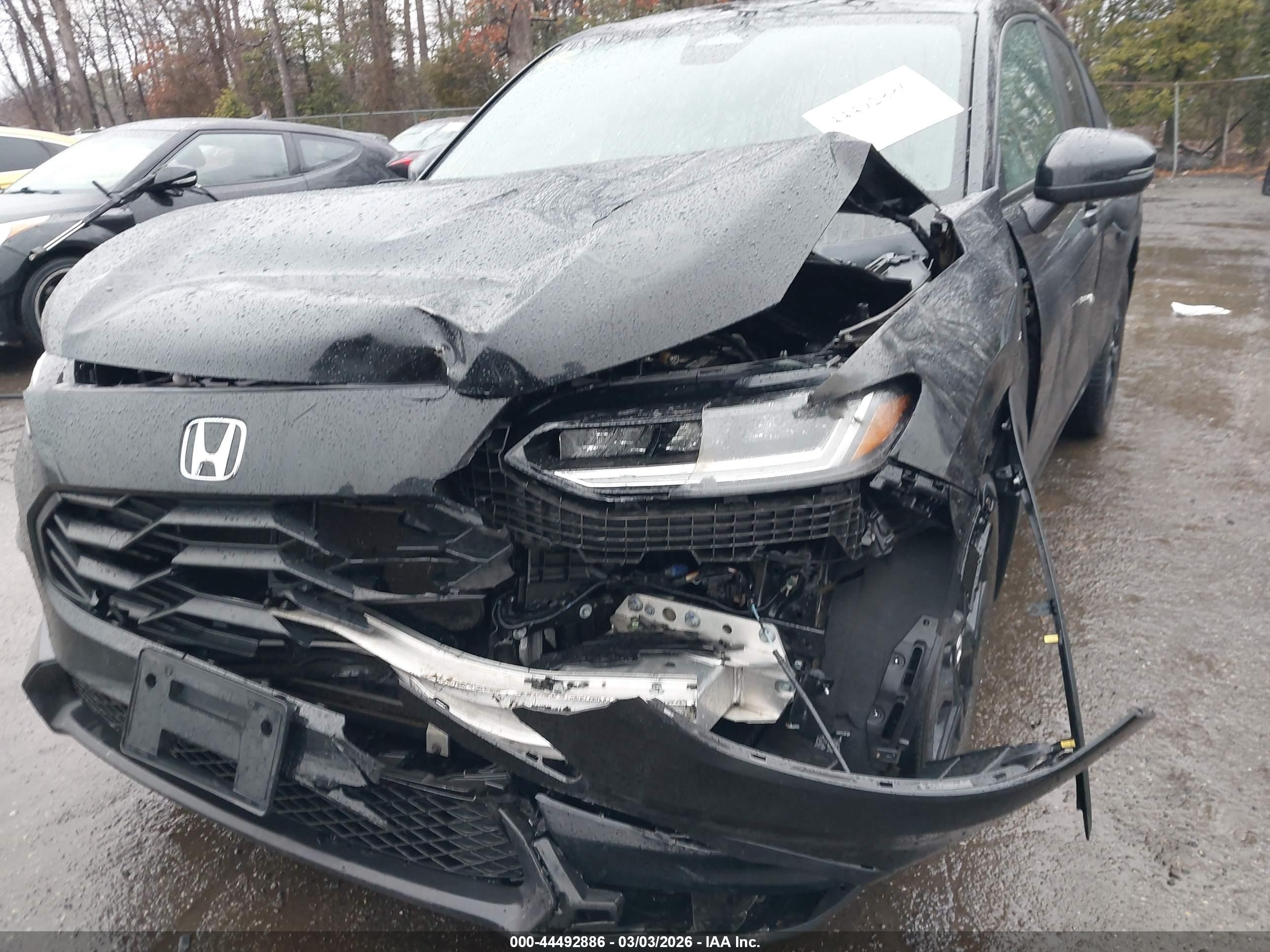 2024 Honda Hr-v Awd Sport/awd Sport W/o Bsi Черный vin: 3CZRZ2H52RM732482