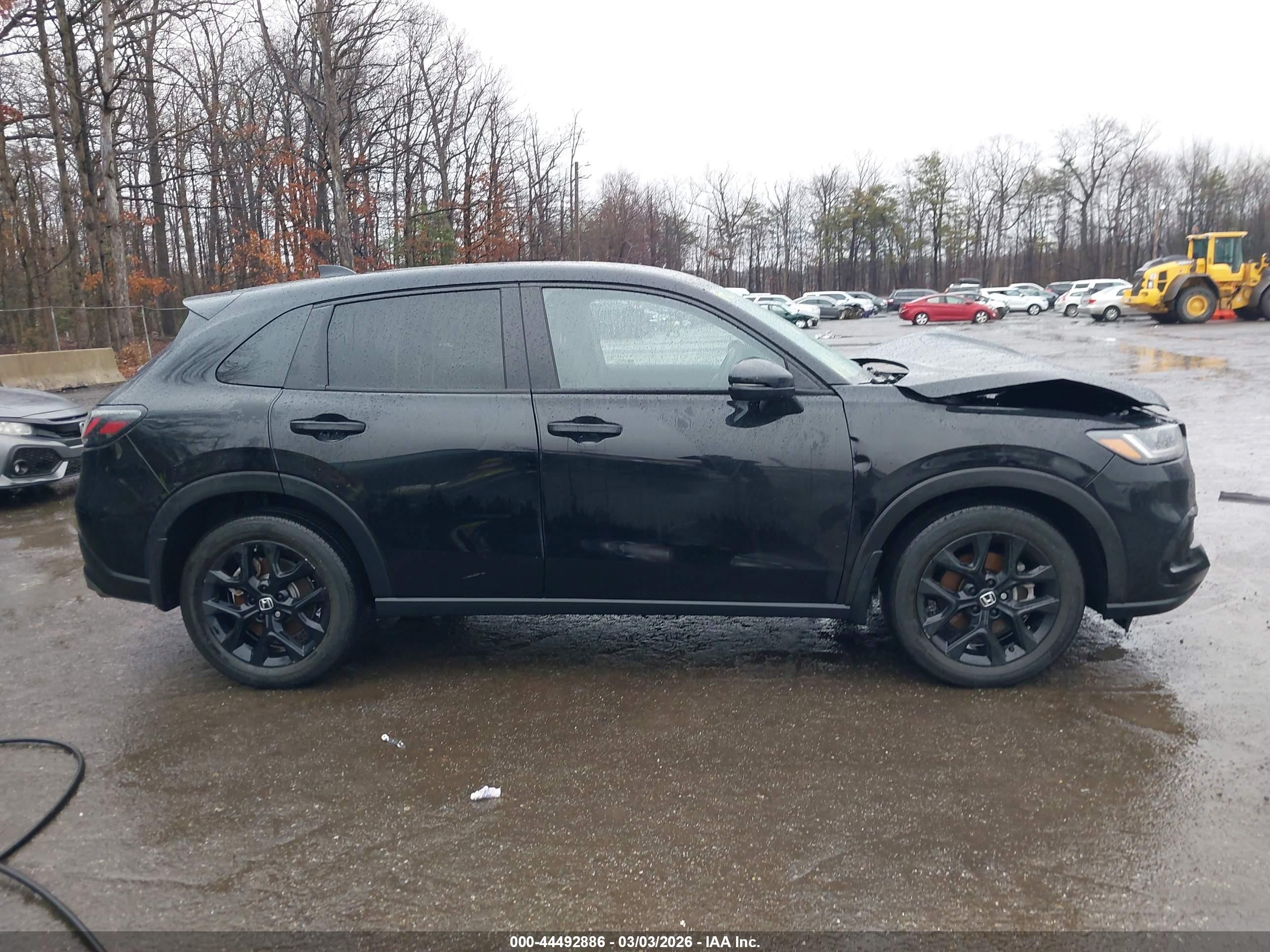 2024 Honda Hr-v Awd Sport/awd Sport W/o Bsi Черный vin: 3CZRZ2H52RM732482