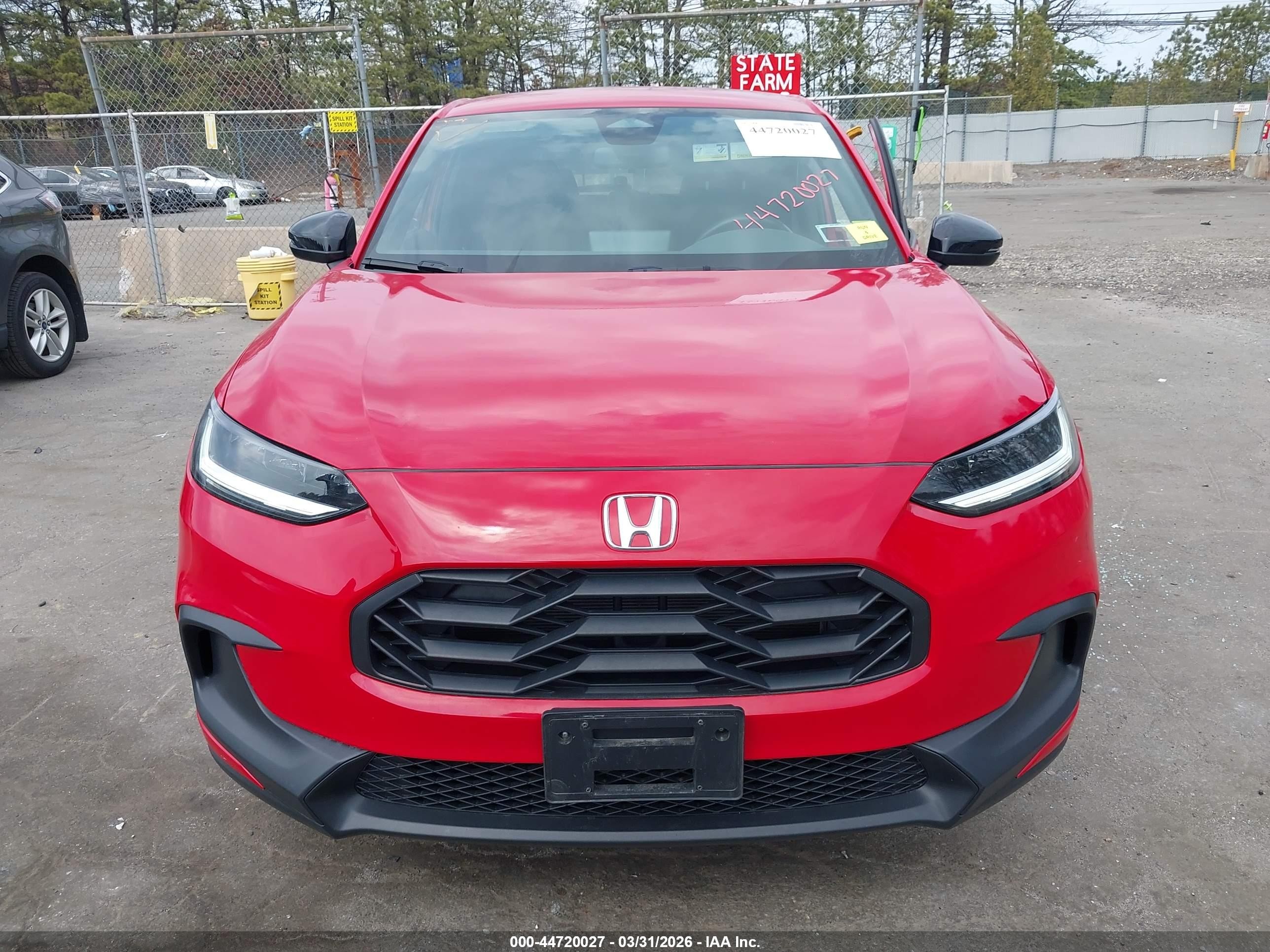 2024 Honda Hr-v Awd Sport/awd Sport W/o Bsi Red vin: 3CZRZ2H53RM742633