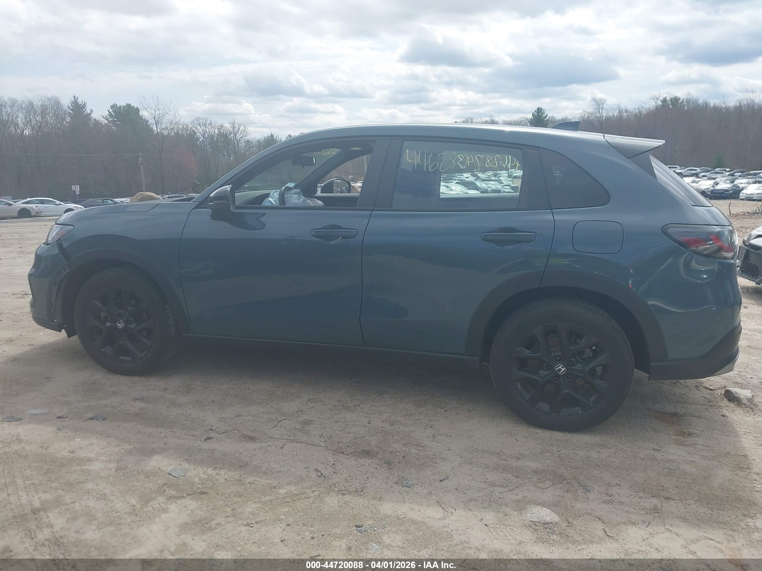 2024 Honda Hr-v Awd Sport/awd Sport W/o Bsi Blue vin: 3CZRZ2H55RM720570