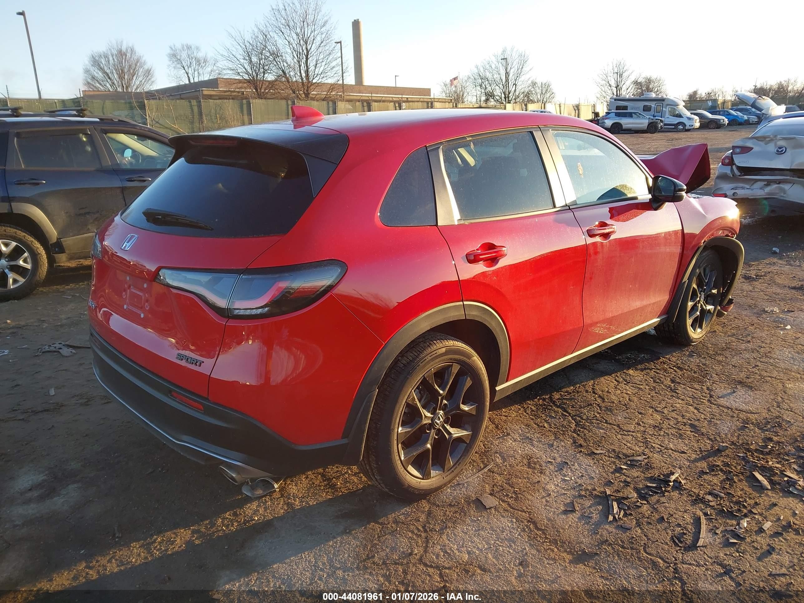 2024 Honda Hr-v Awd Sport/awd Sport W/o Bsi Red vin: 3CZRZ2H57RM740805