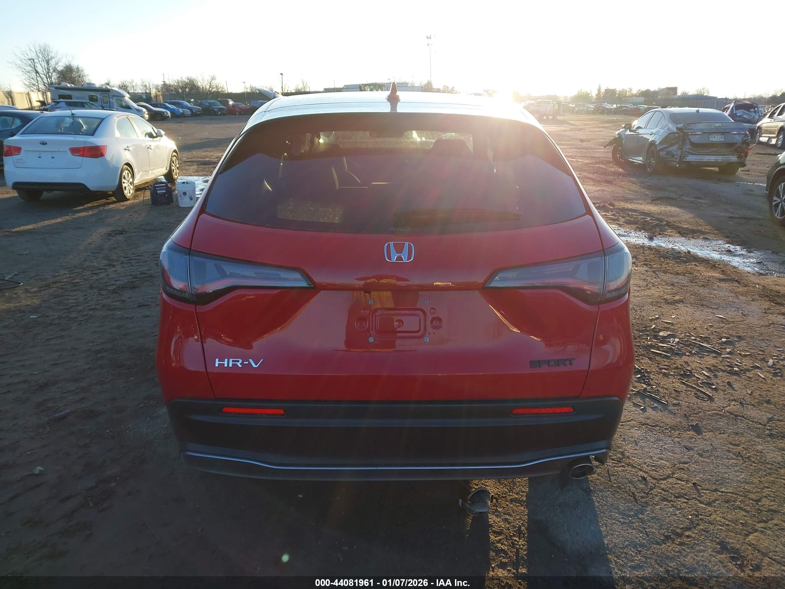 2024 Honda Hr-v Awd Sport/awd Sport W/o Bsi Red vin: 3CZRZ2H57RM740805