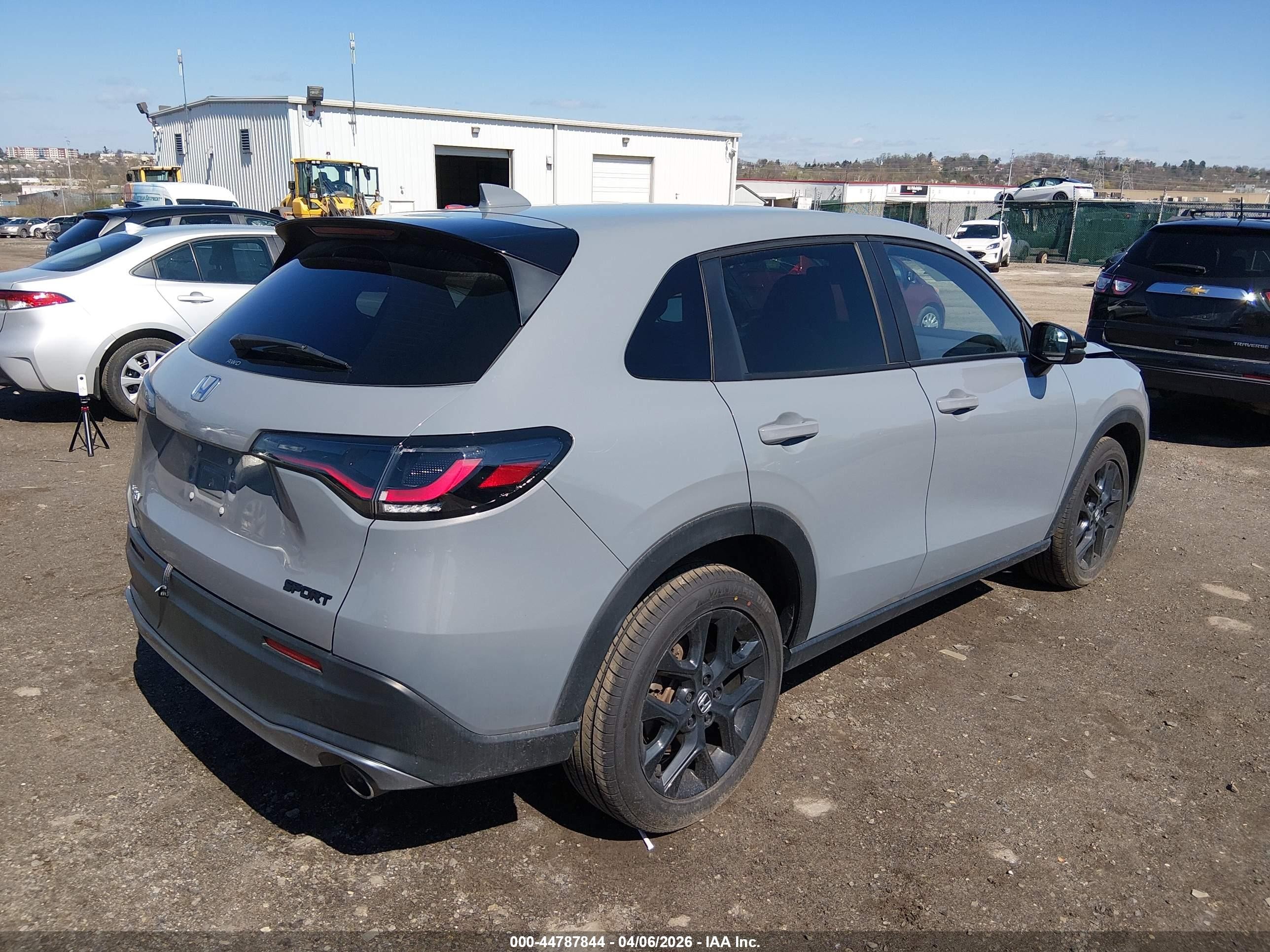 2024 Honda Hr-v Awd Sport/awd Sport W/o Bsi Gray vin: 3CZRZ2H5XRM713579