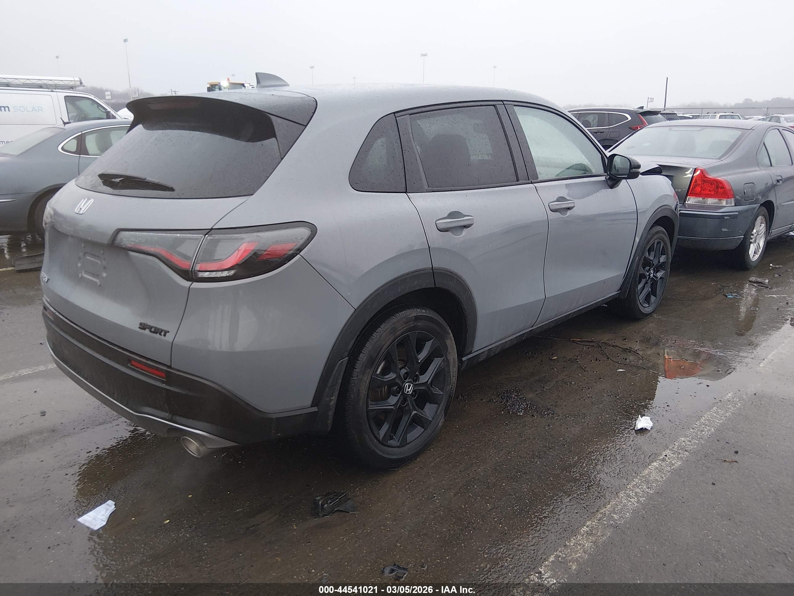 2024 Honda Hr-v Awd Sport/awd Sport W/o Bsi Gray vin: 3CZRZ2H5XRM729832