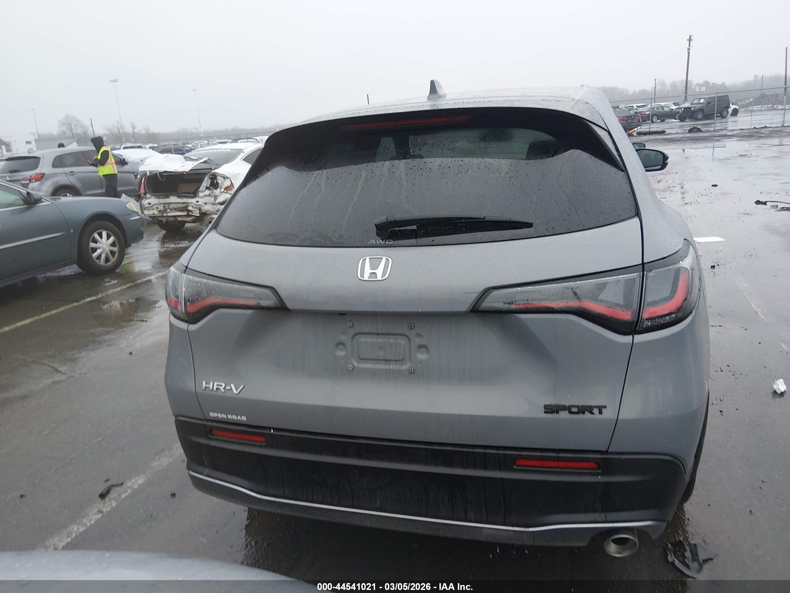 2024 Honda Hr-v Awd Sport/awd Sport W/o Bsi Gray vin: 3CZRZ2H5XRM729832