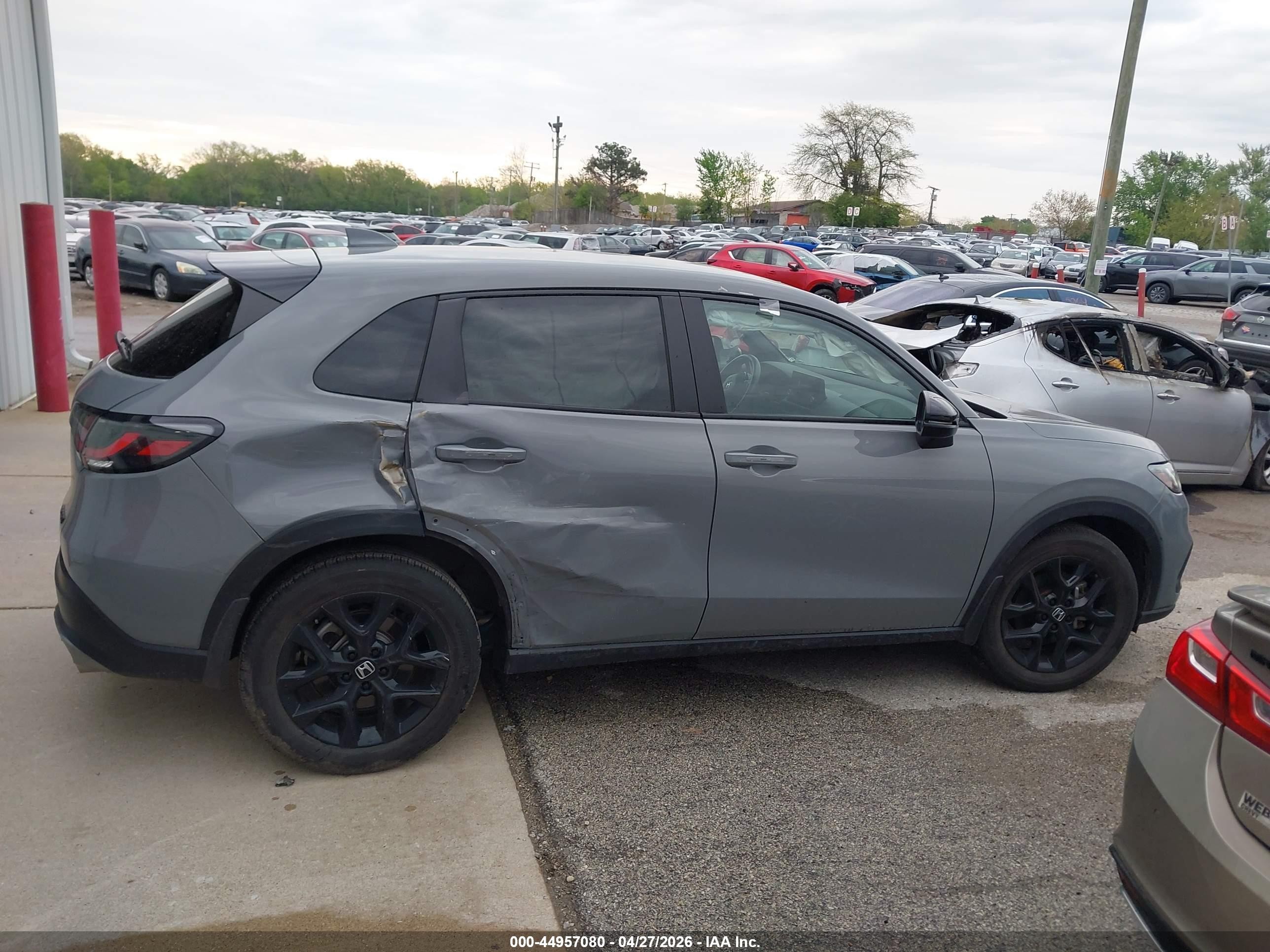 2024 Honda Hr-v Awd Sport/awd Sport W/o Bsi Серый vin: 3CZRZ2H5XRM778299