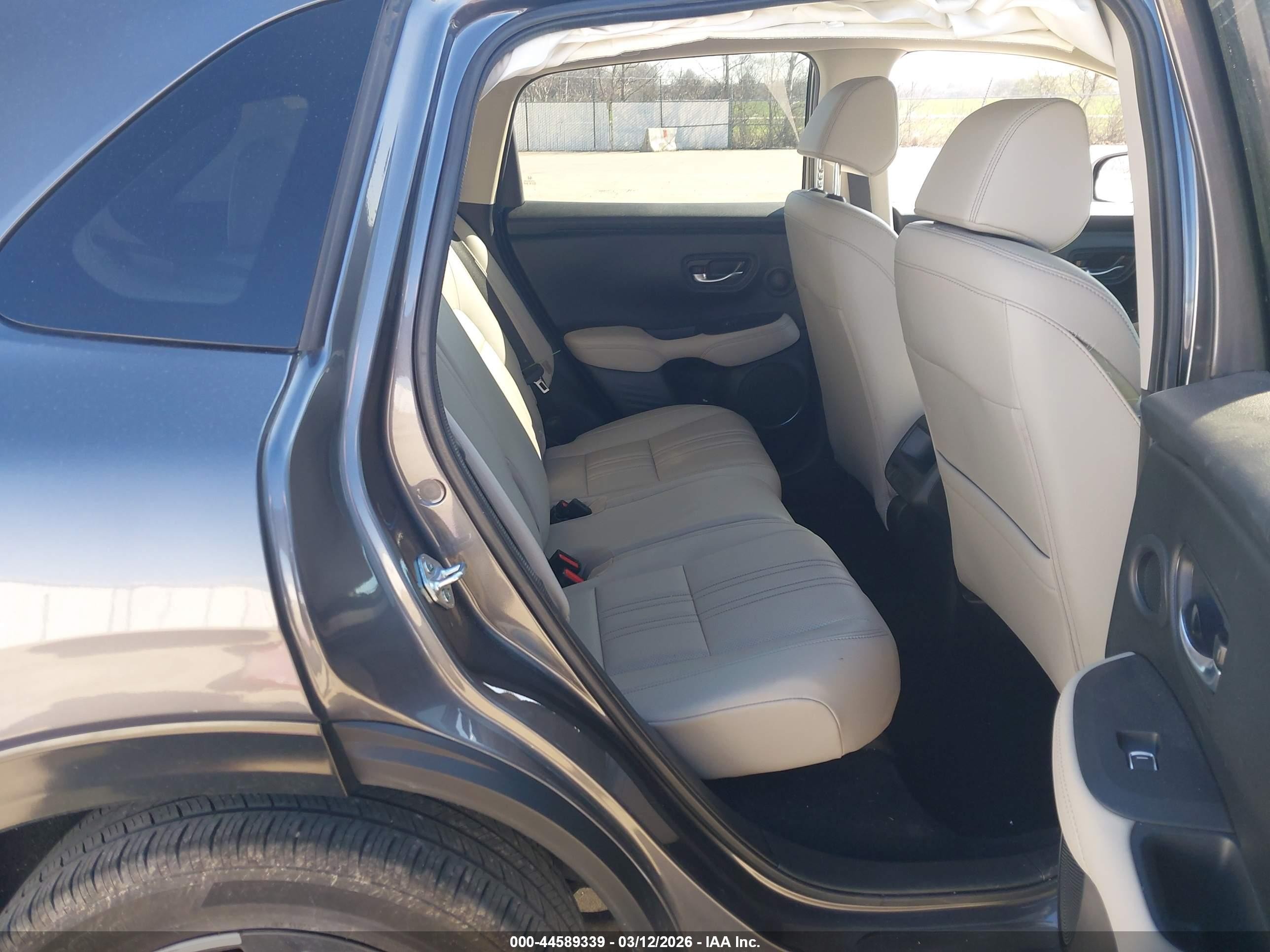 2024 Honda Hr-v Awd Ex-l/awd Ex-l W/o Bsi Gray vin: 3CZRZ2H70RM769208
