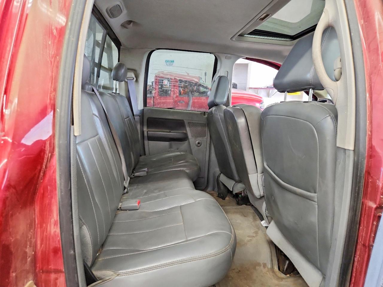 2007 Dodge Ram 2500 St Burgundy vin: 3D3KS28A87G783173