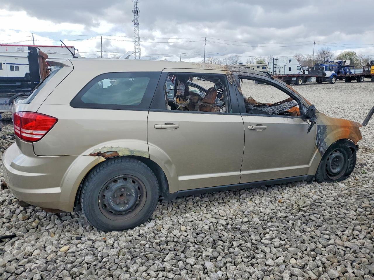 2009 Dodge Journey Se Tan vin: 3D4GG47B29T176351