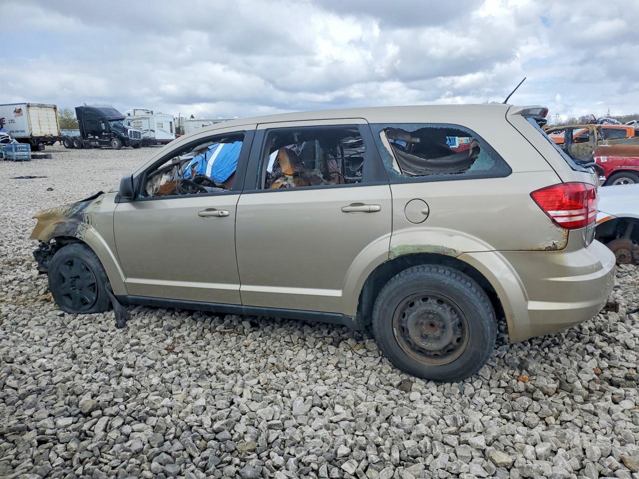 2009 Dodge Journey Se Tan vin: 3D4GG47B29T176351