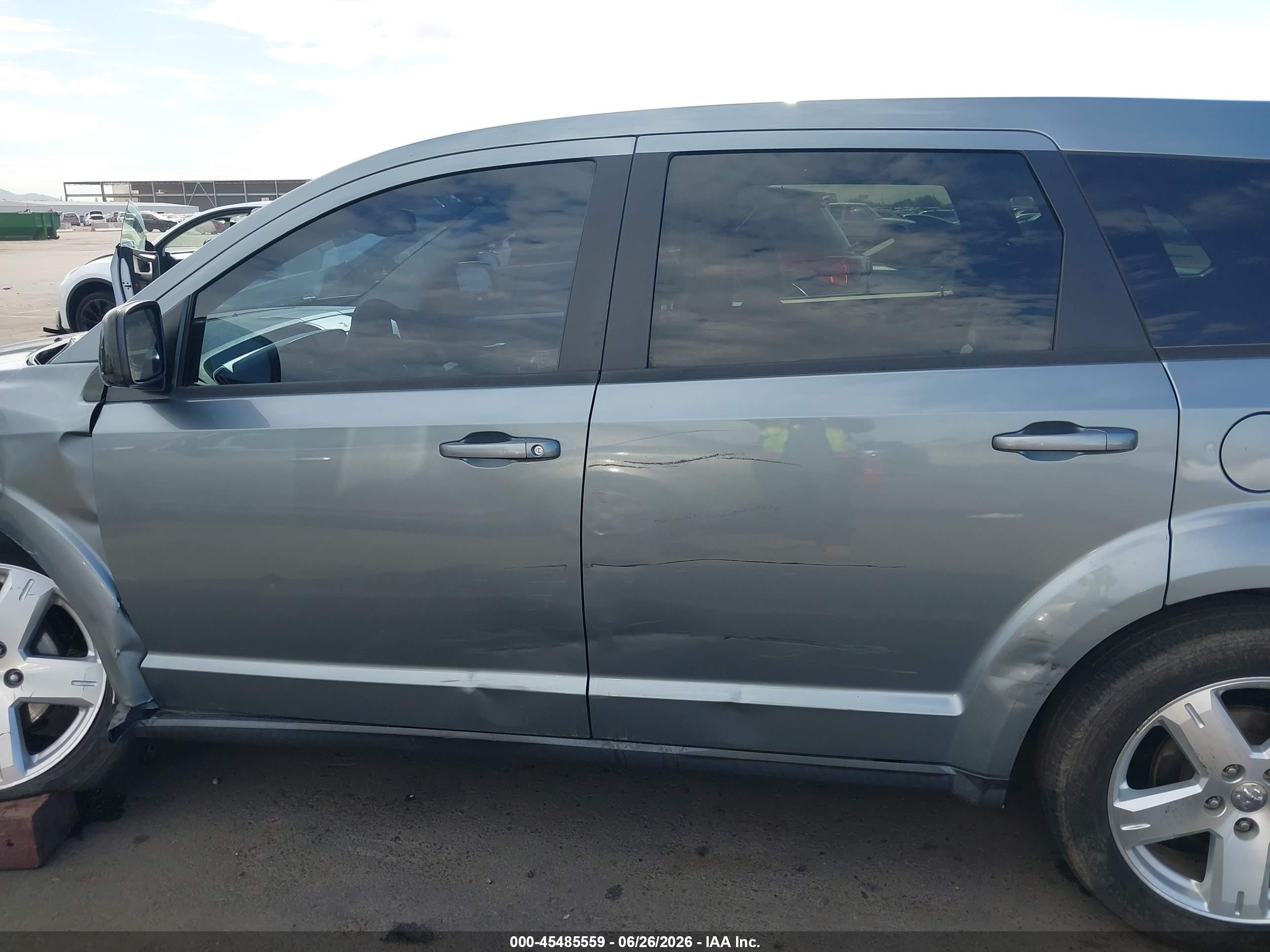 2009 Dodge Journey Sxt Gray vin: 3D4GG57V19T158102