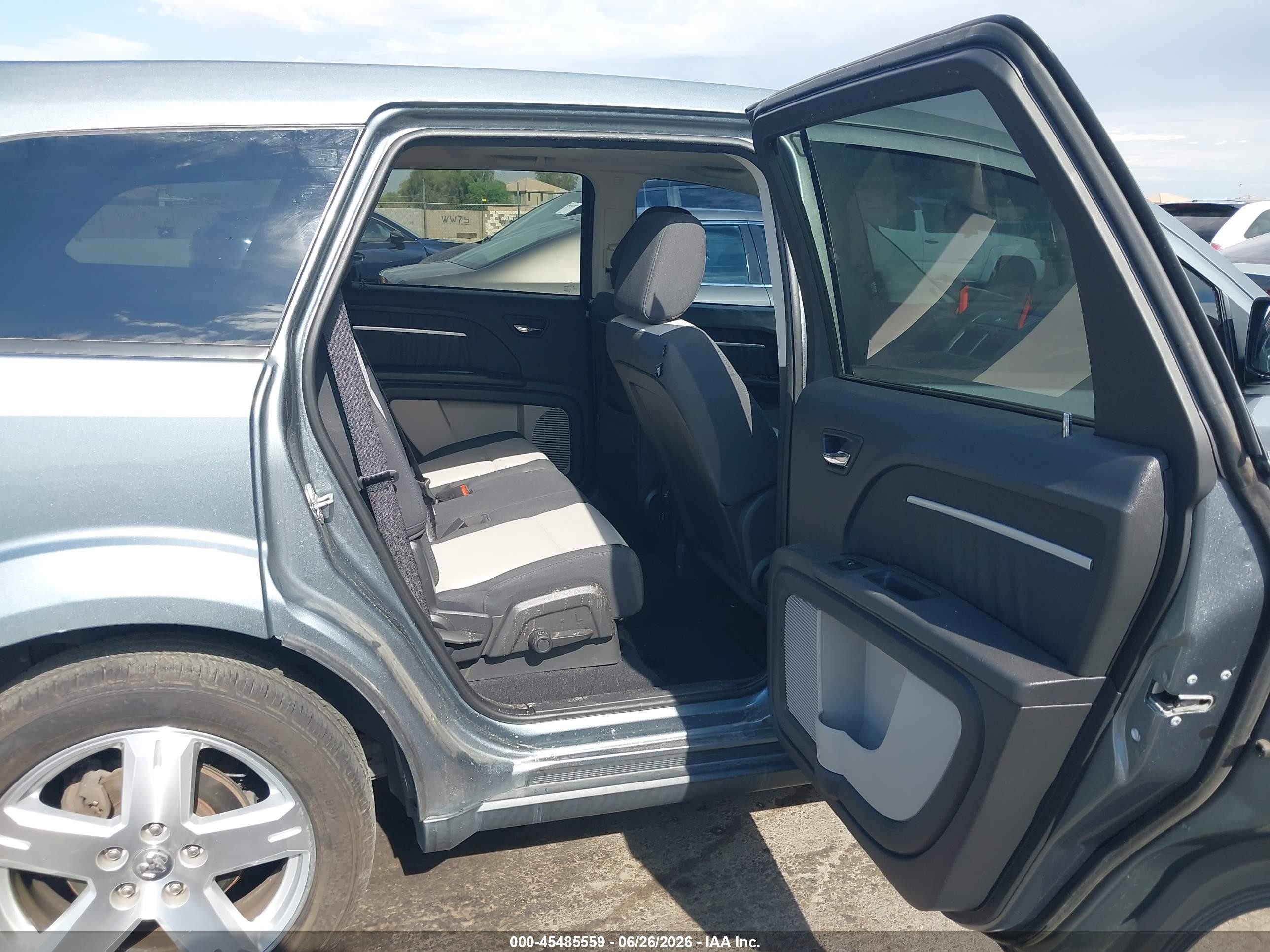 2009 Dodge Journey Sxt Gray vin: 3D4GG57V19T158102