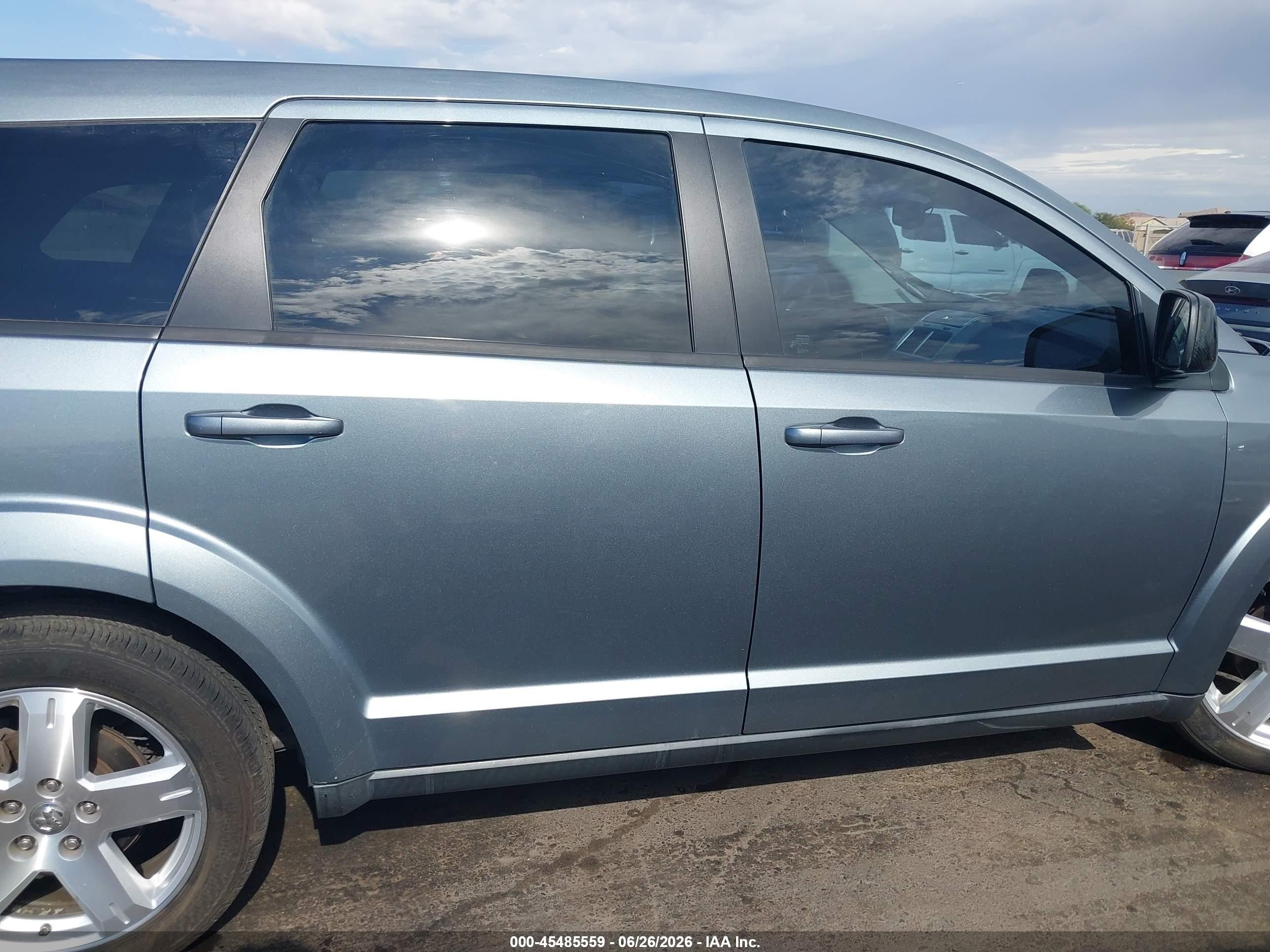 2009 Dodge Journey Sxt Gray vin: 3D4GG57V19T158102
