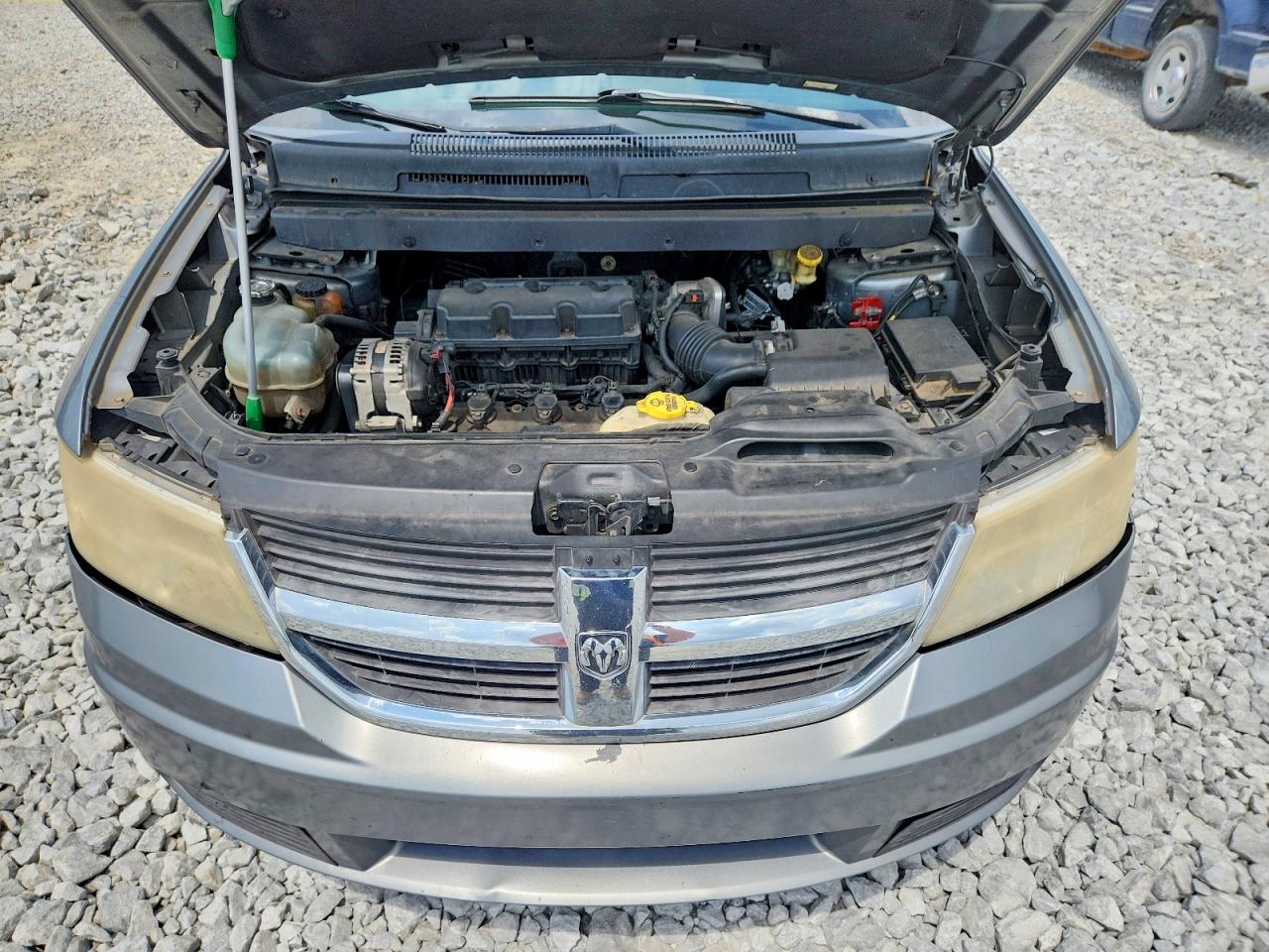 2009 Dodge Journey Sxt Silver vin: 3D4GG57V39T550272