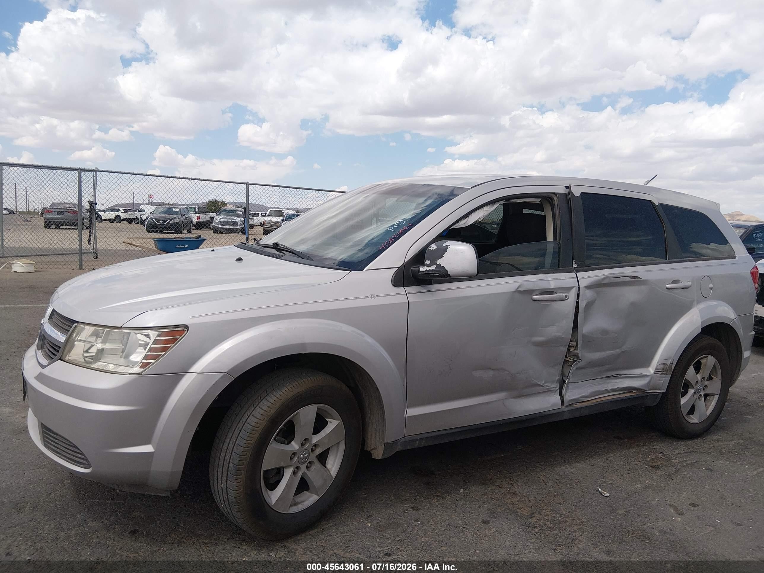 2009 Dodge Journey Sxt Silver vin: 3D4GG57V49T574578