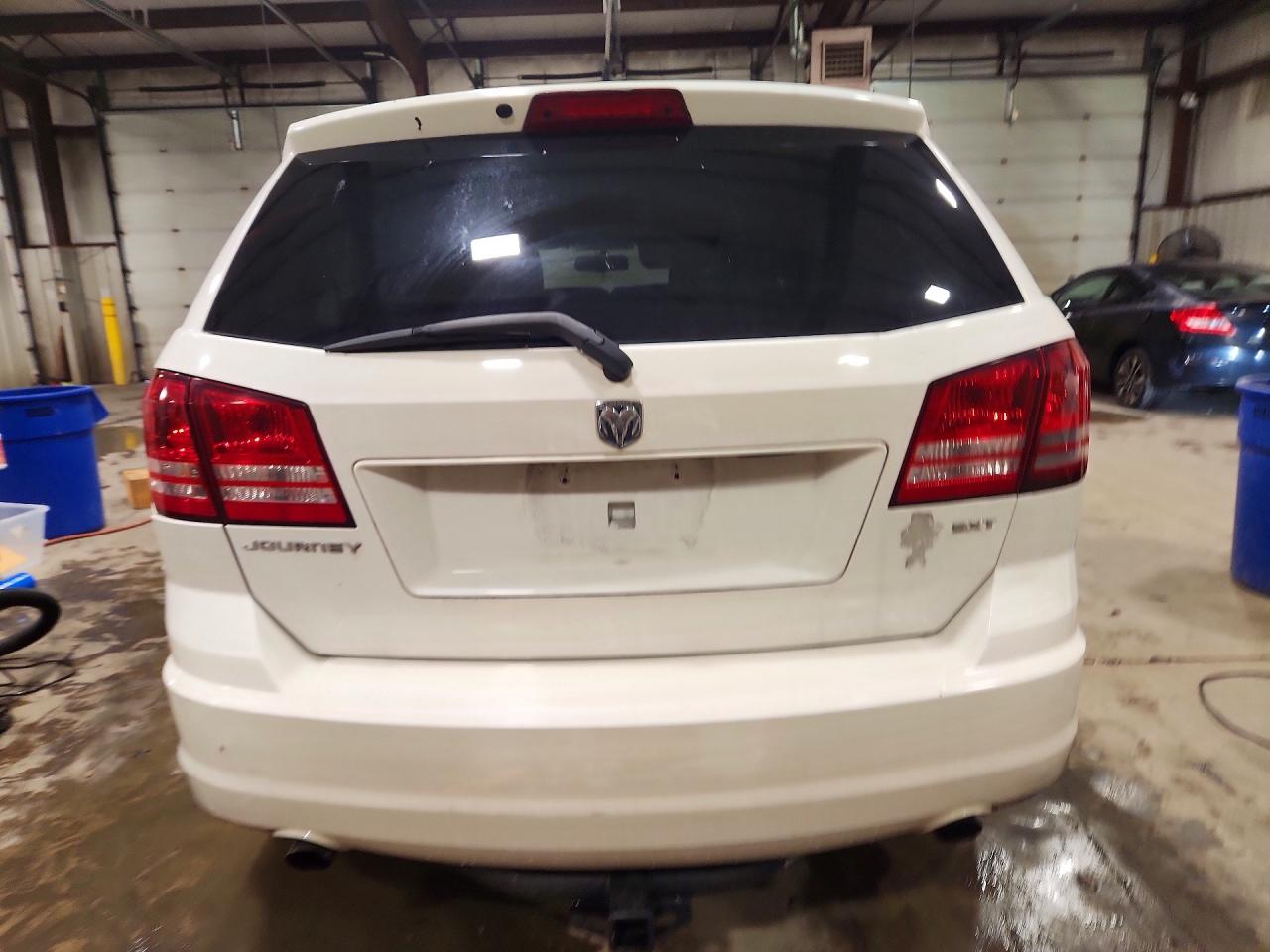 2009 Dodge Journey Sxt White vin: 3D4GG57V59T200447
